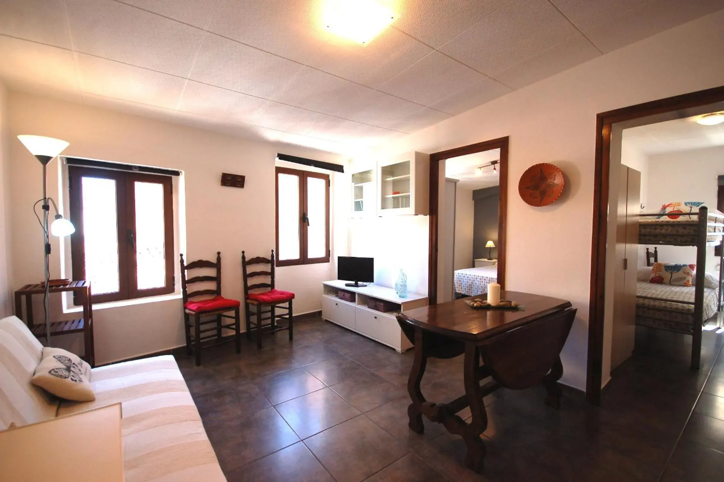 Lets Holidays COZY APARTMENT 70 m. from THE BEACH in TOSSA Lets Holidays COZY APARTMENT 70 m. from THE BEACH in TOSSA