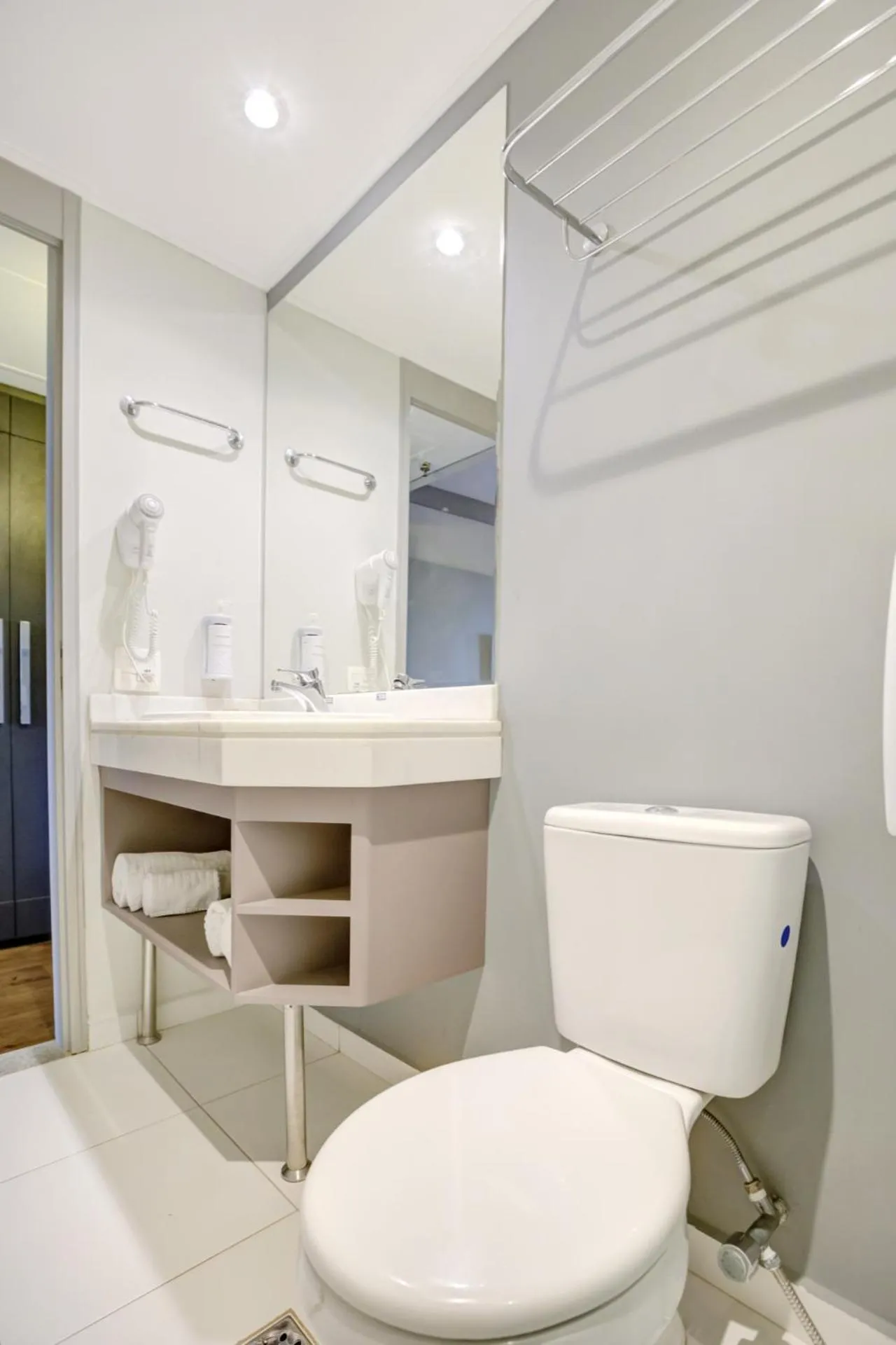 Bathroom in Quality Faria Lima