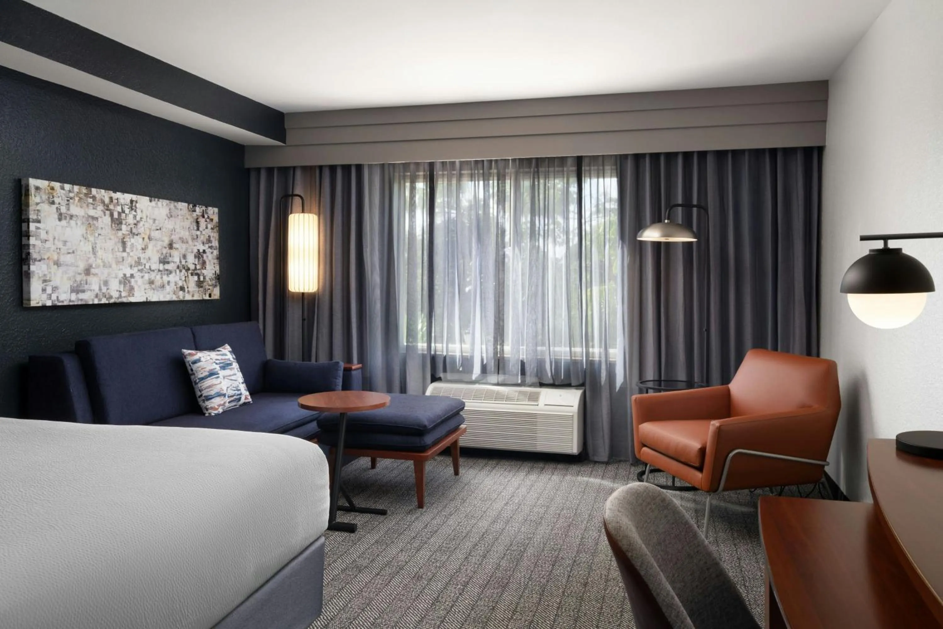 Living room, Bed in Courtyard Fort Myers at I-75 and Gulf Coast Town Center