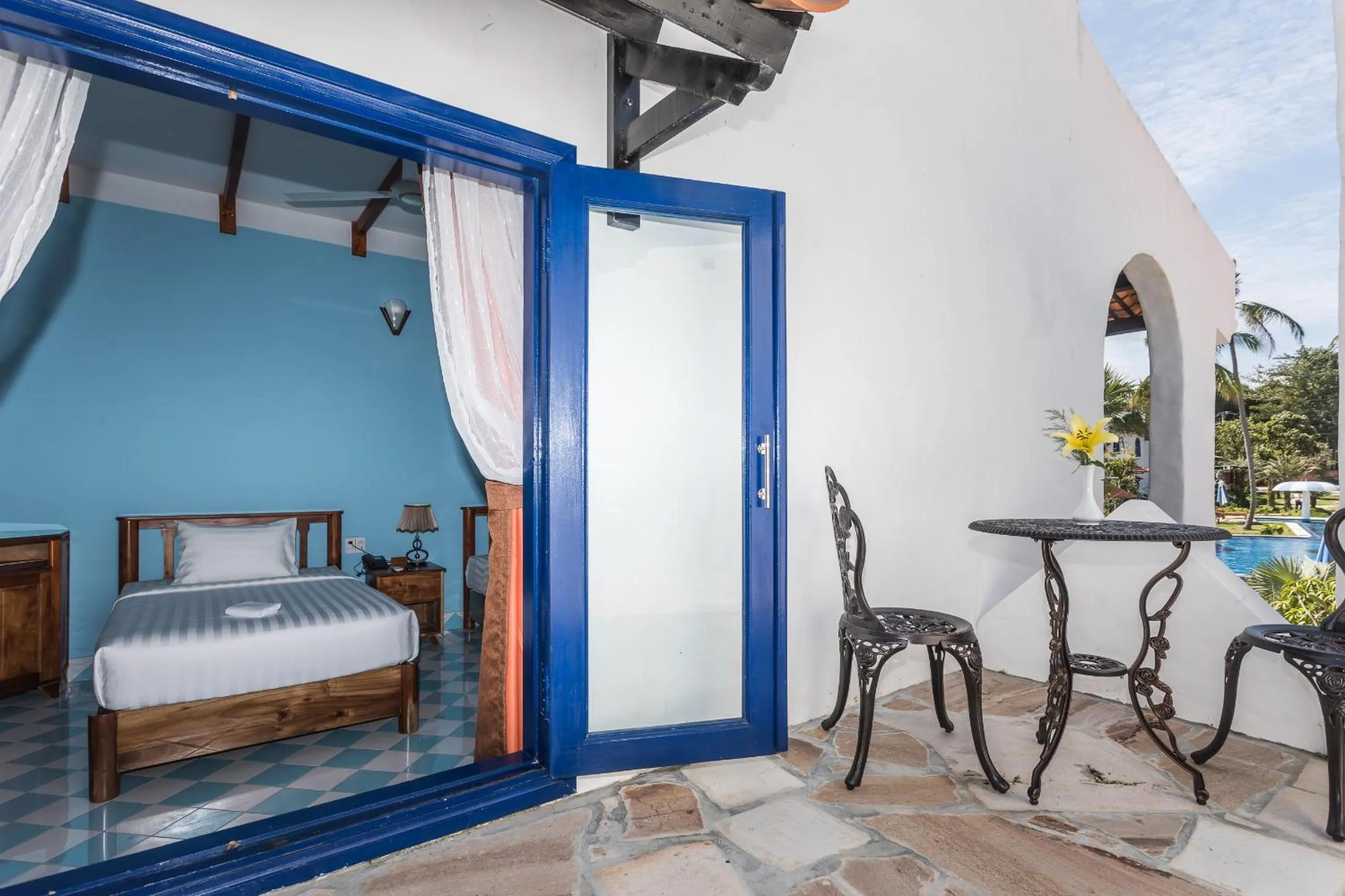 Bedroom, Bed in Isabella Resort