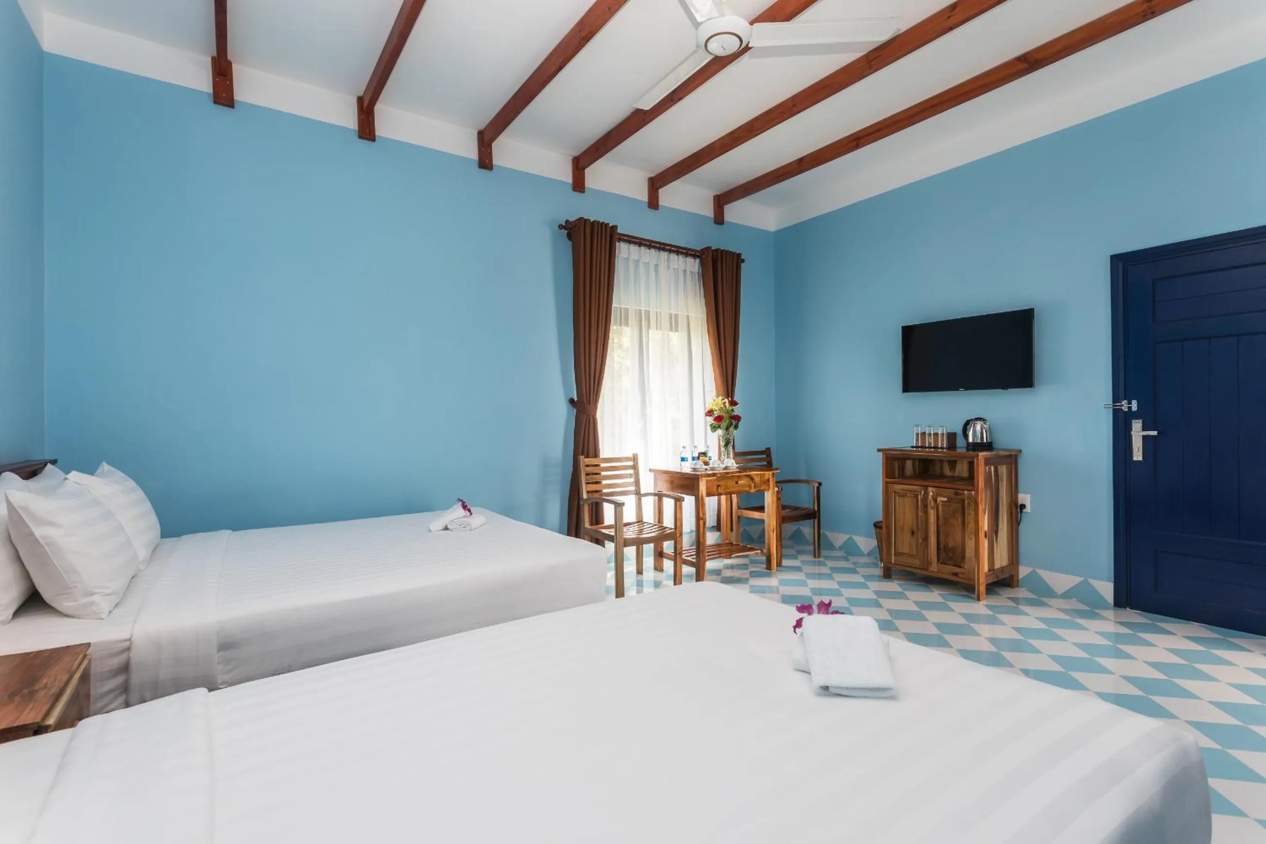 Bedroom, Bed in Isabella Resort