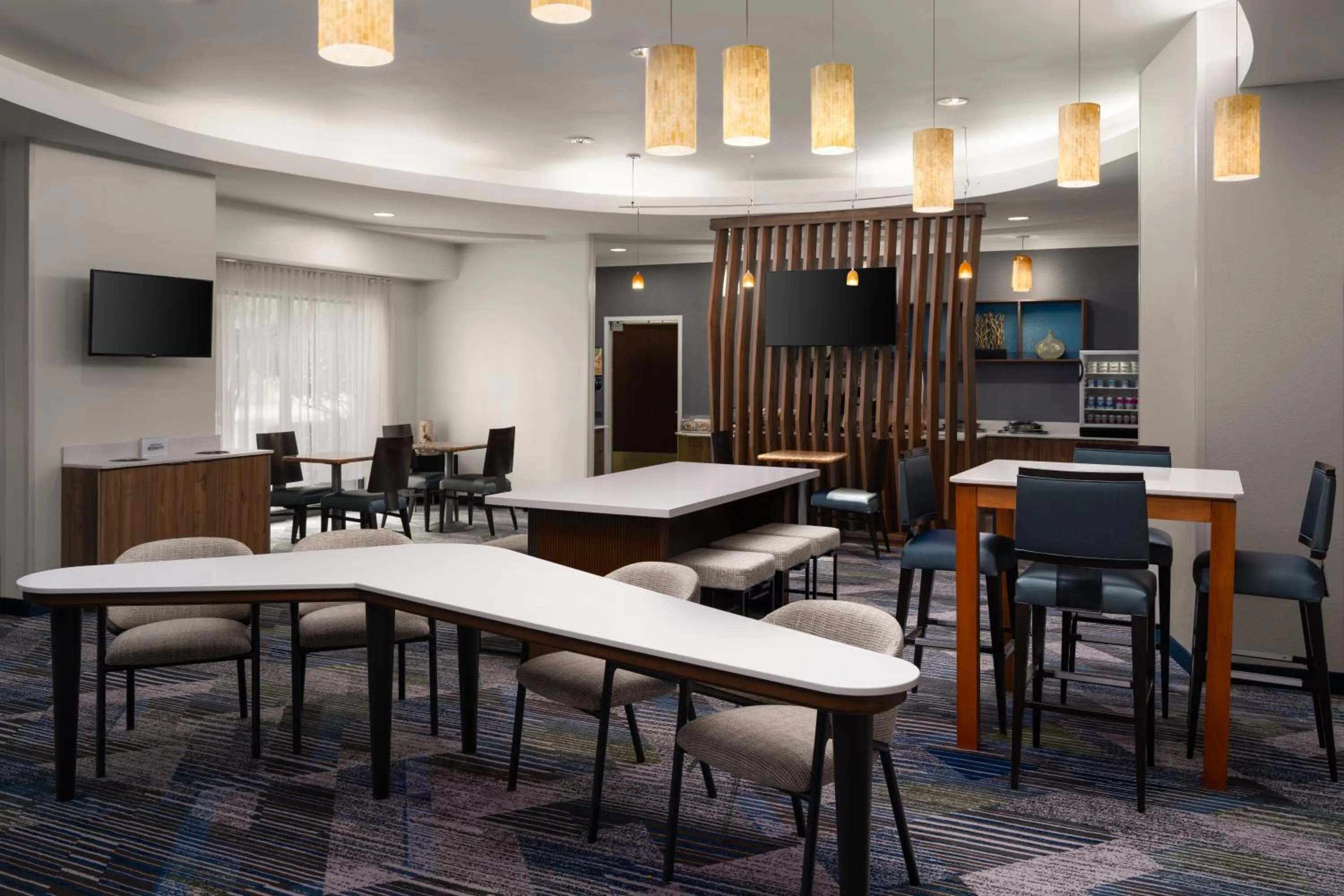 Lounge or bar in SpringHill Suites Fort Myers Airport