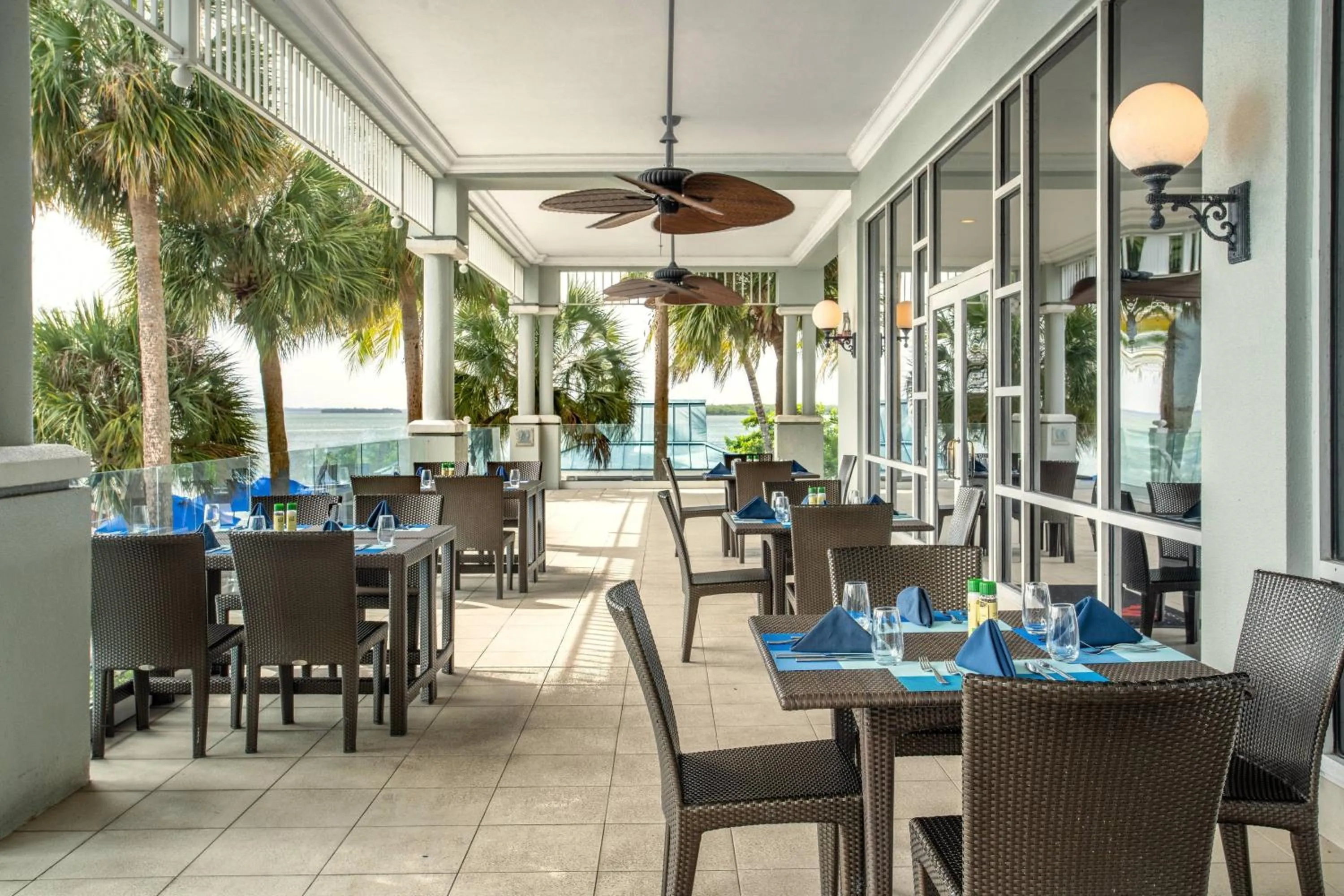 Restaurant/places to eat in Marriott Sanibel Harbour Resort & Spa
