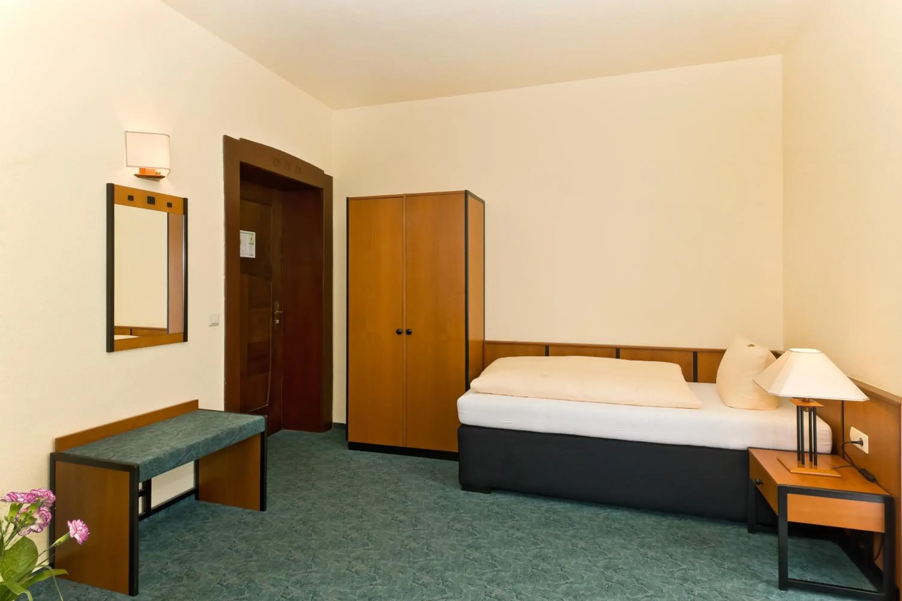 Single Room in Hotel Katharinenhof Single Room in Hotel Katharinenhof