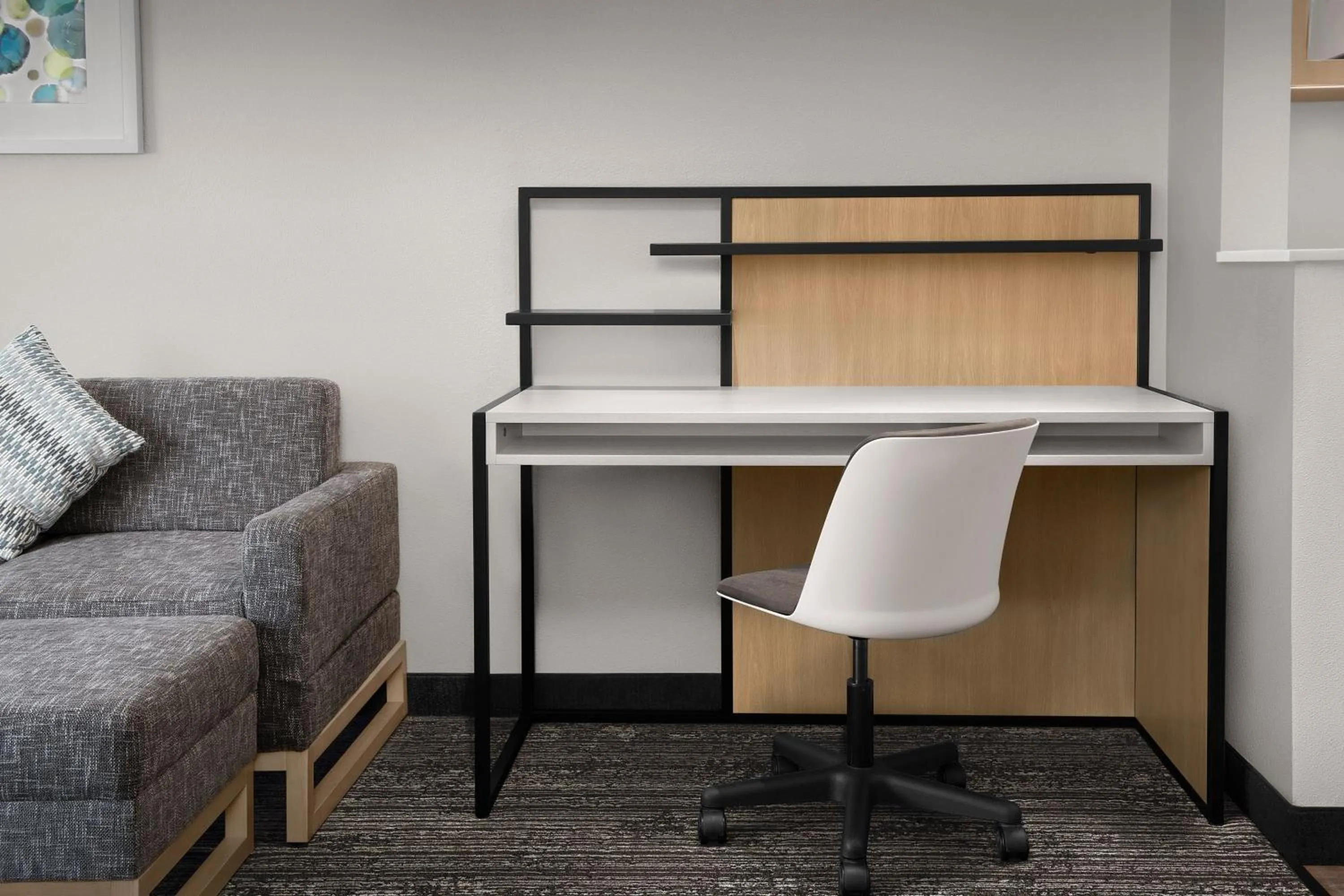 Photo of the whole room in TownePlace Suites Sacramento Cal Expo