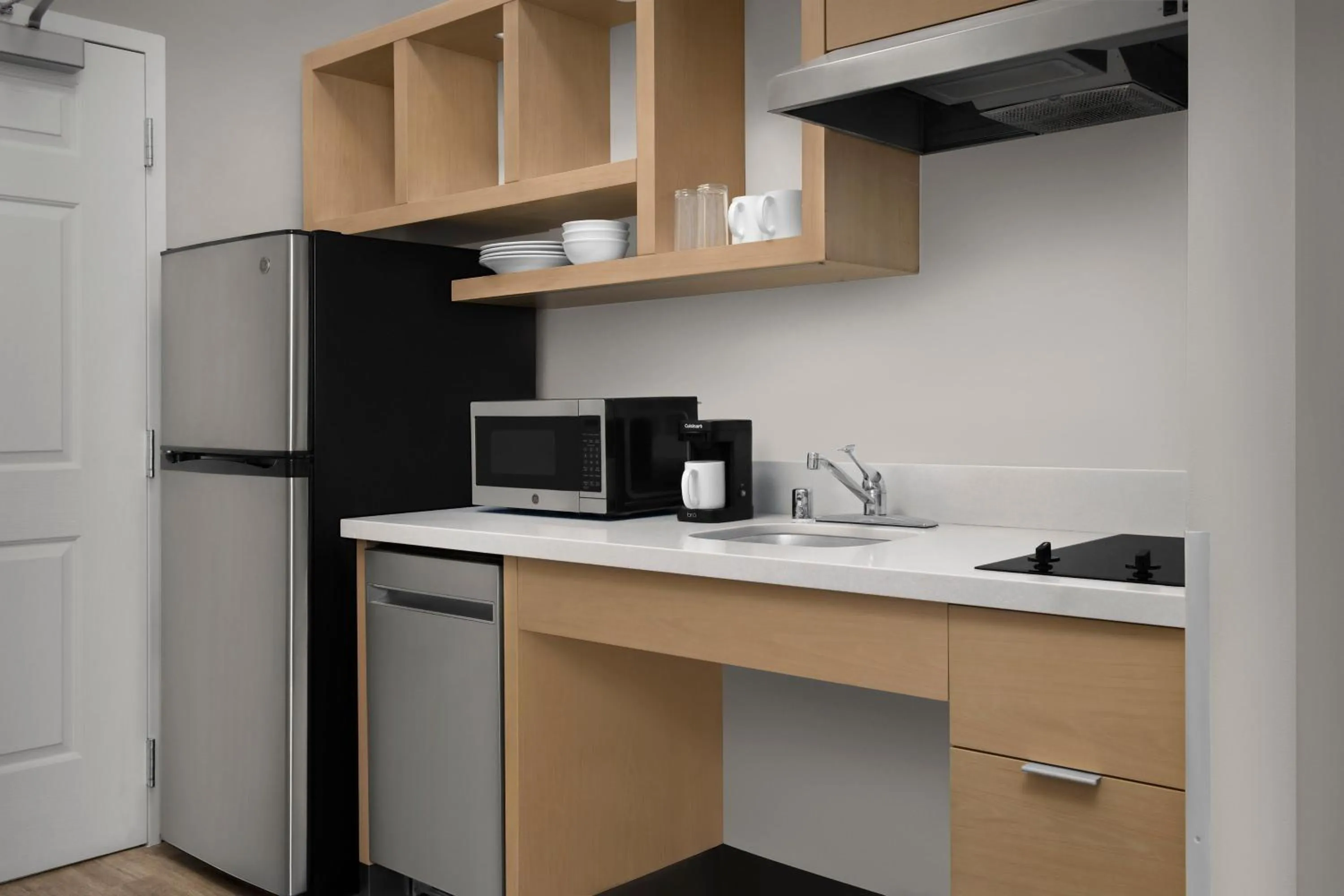 Kitchen or kitchenette in TownePlace Suites Sacramento Cal Expo