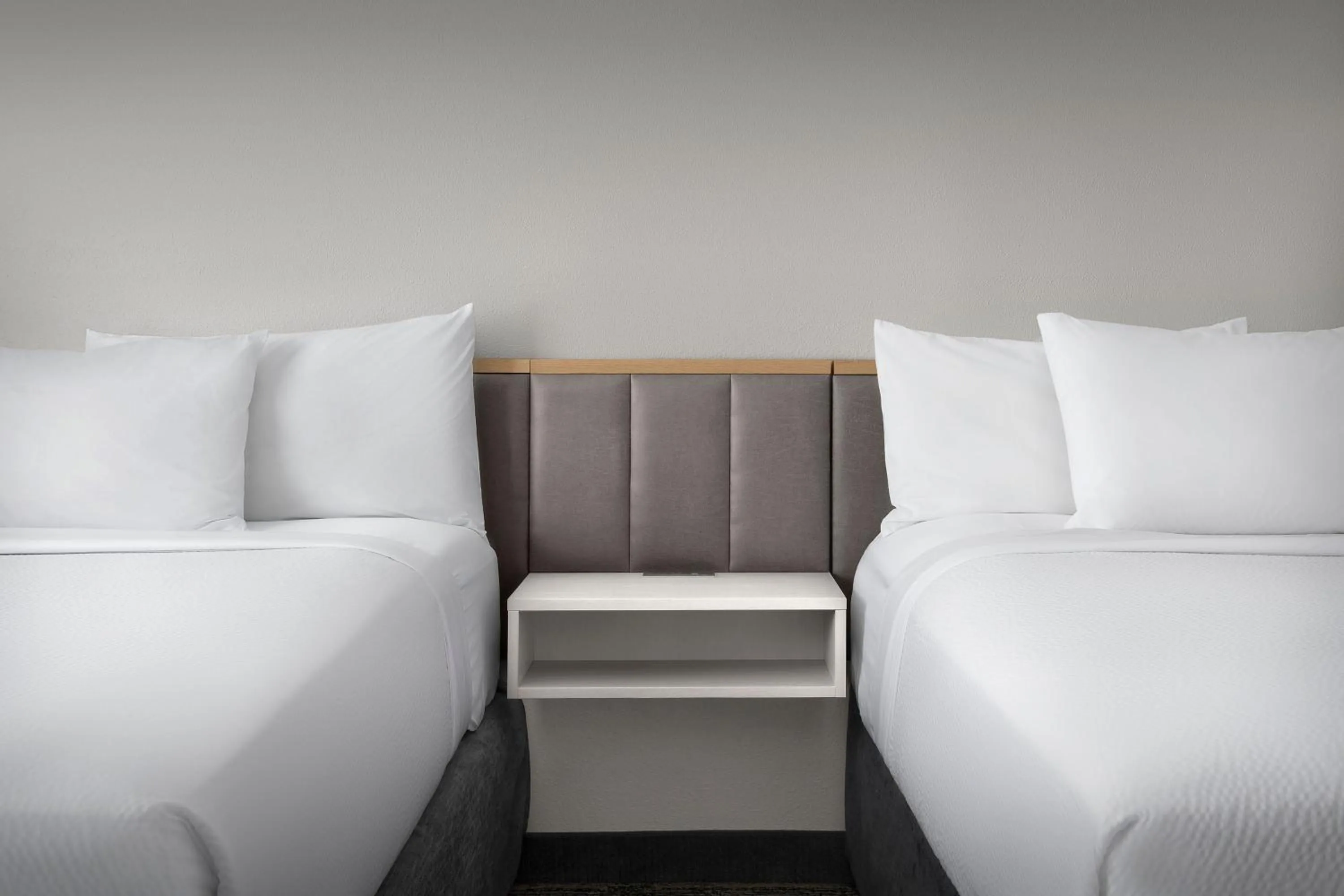 Photo of the whole room, Bed in TownePlace Suites Sacramento Cal Expo