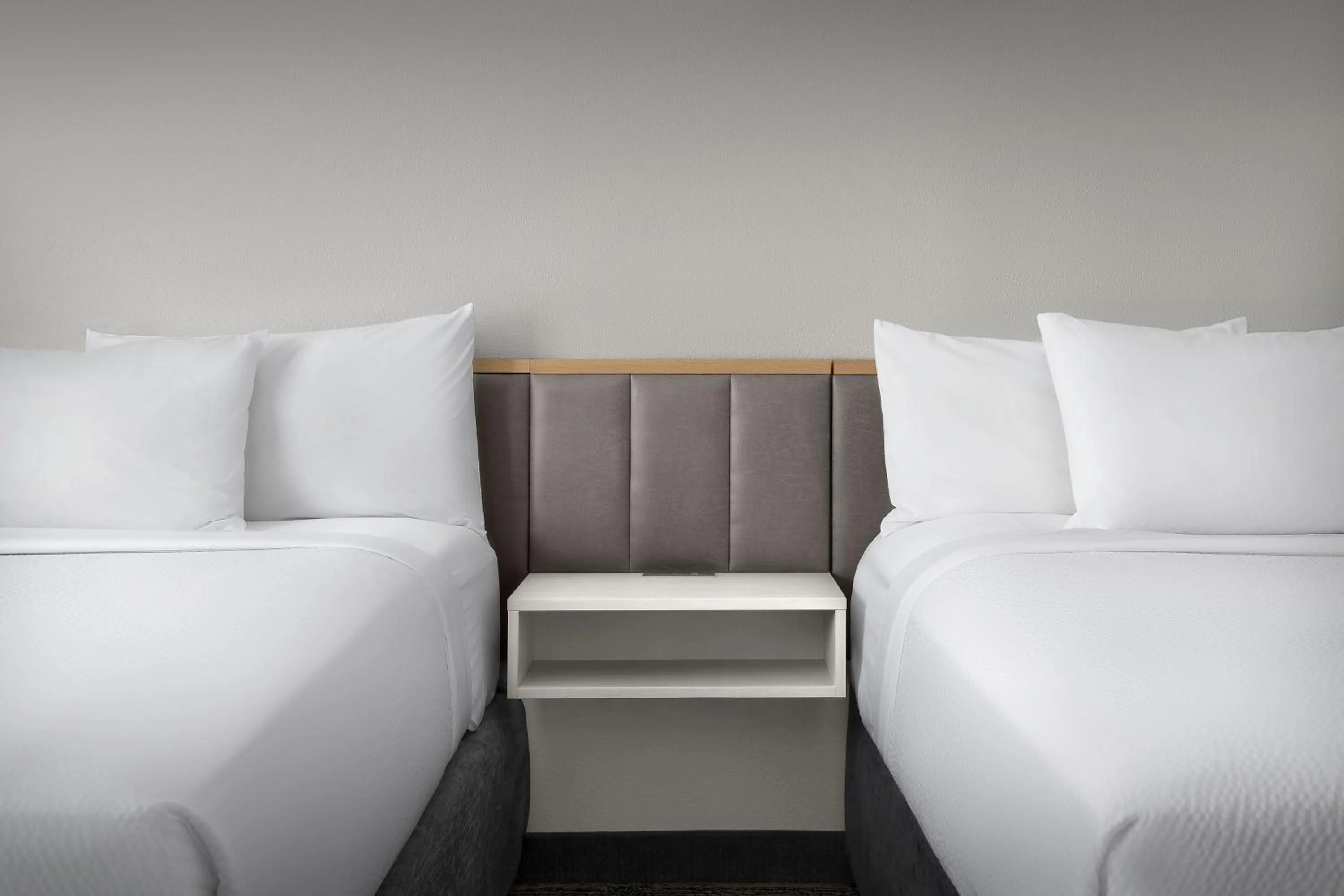 Bedroom, Bed in TownePlace Suites Sacramento Cal Expo