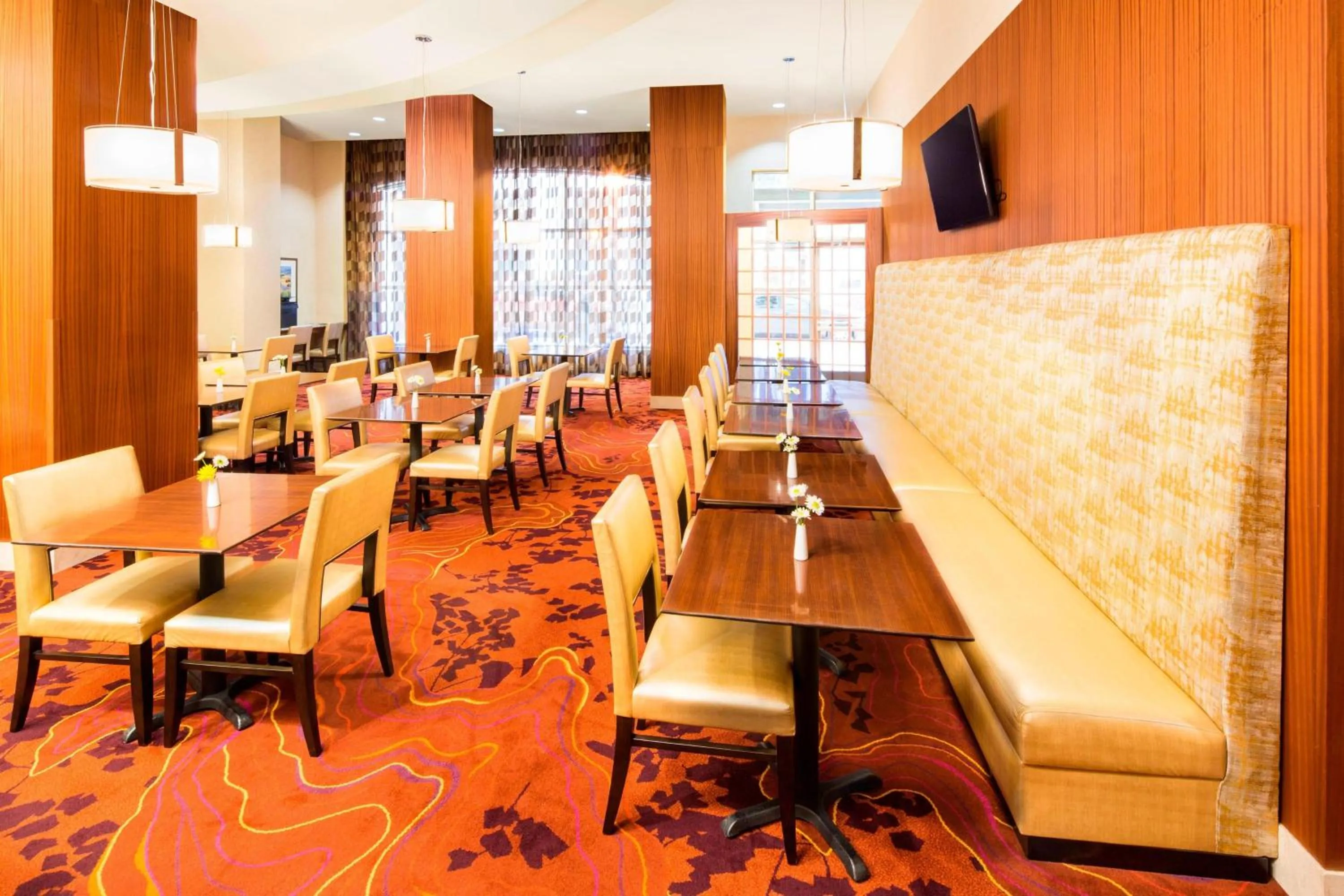 Breakfast in Residence Inn by Marriott Sacramento Downtown at Capitol Park