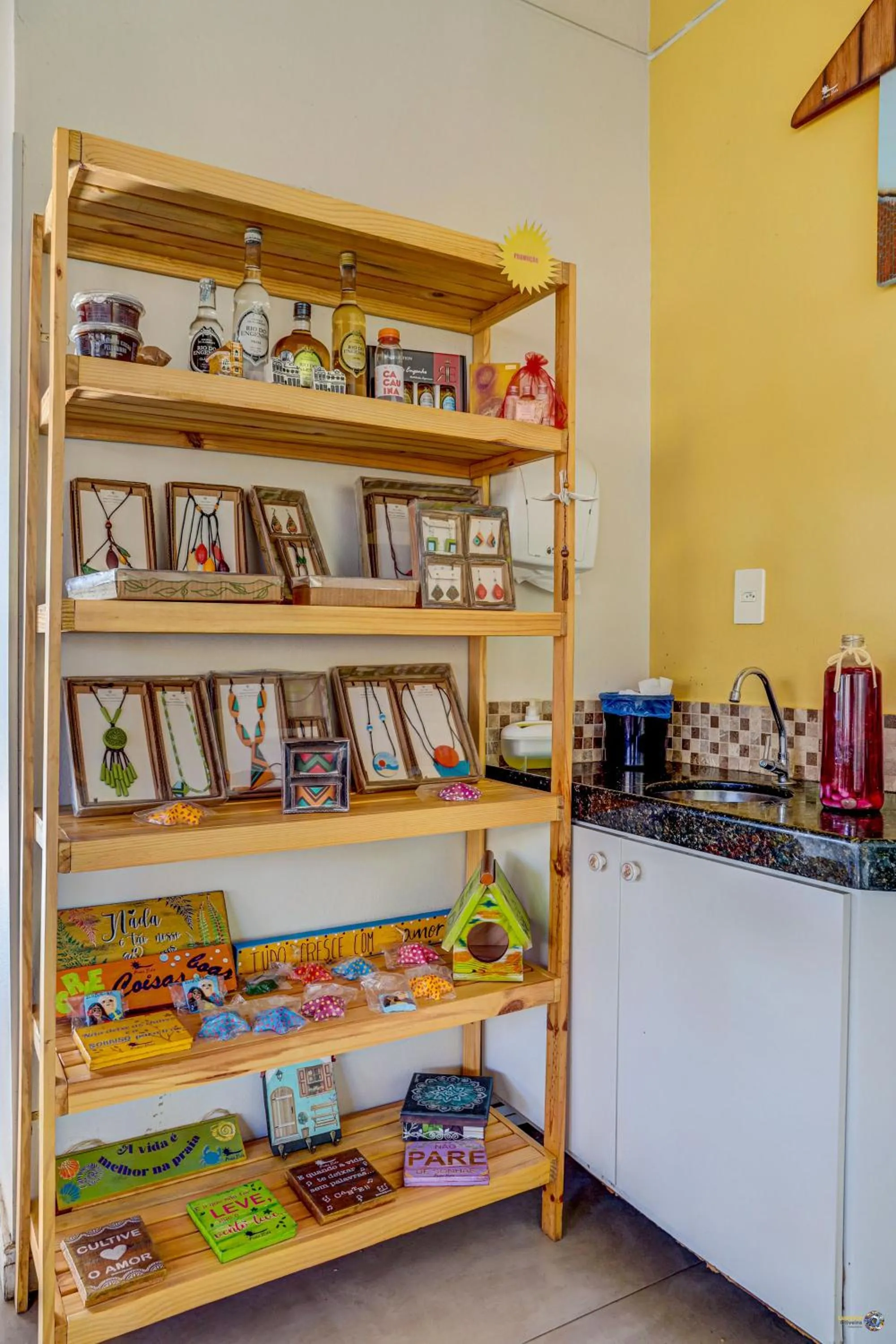 Restaurant/places to eat in Pousada Praia Bela