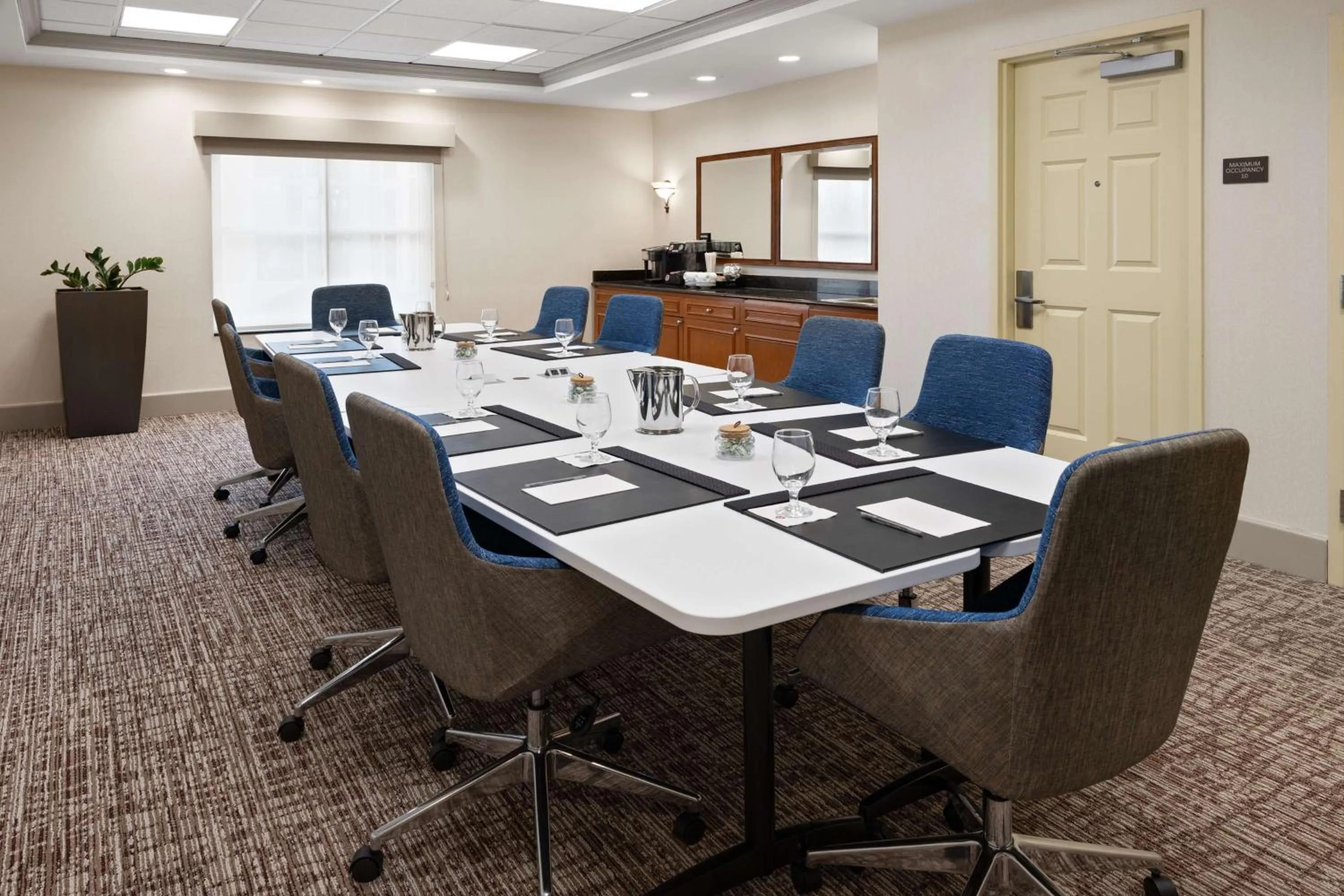Meeting/conference room in Hilton Garden Inn Milford