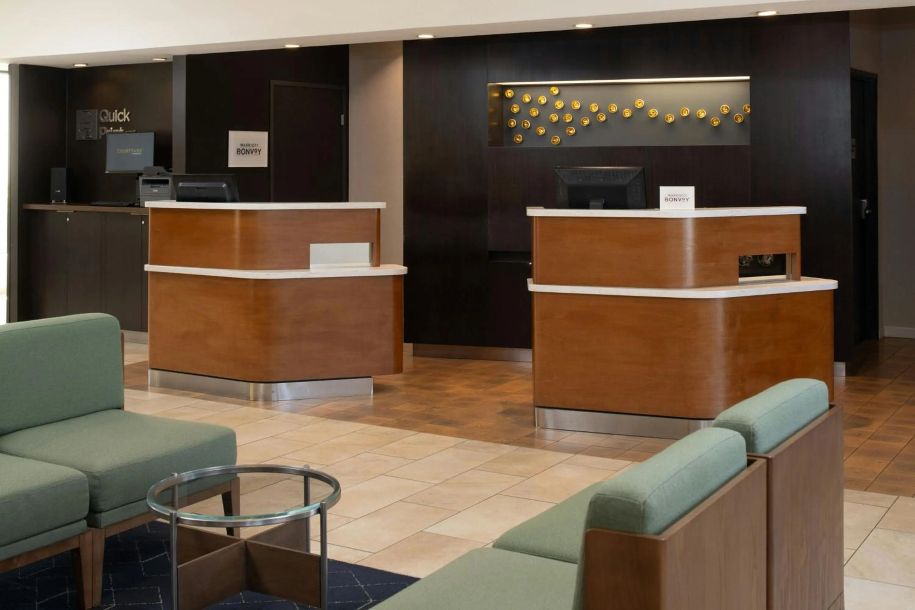 Lobby or reception in Courtyard by Marriott Vacaville