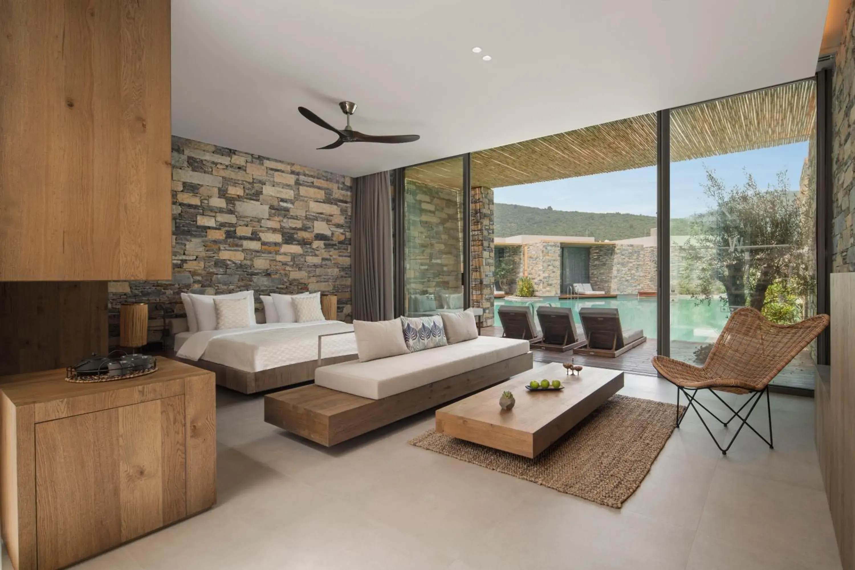 Deluxe Lagoon Family Quad in Voyage Torba Hotel Deluxe Lagoon Family Quad in Voyage Torba Hotel