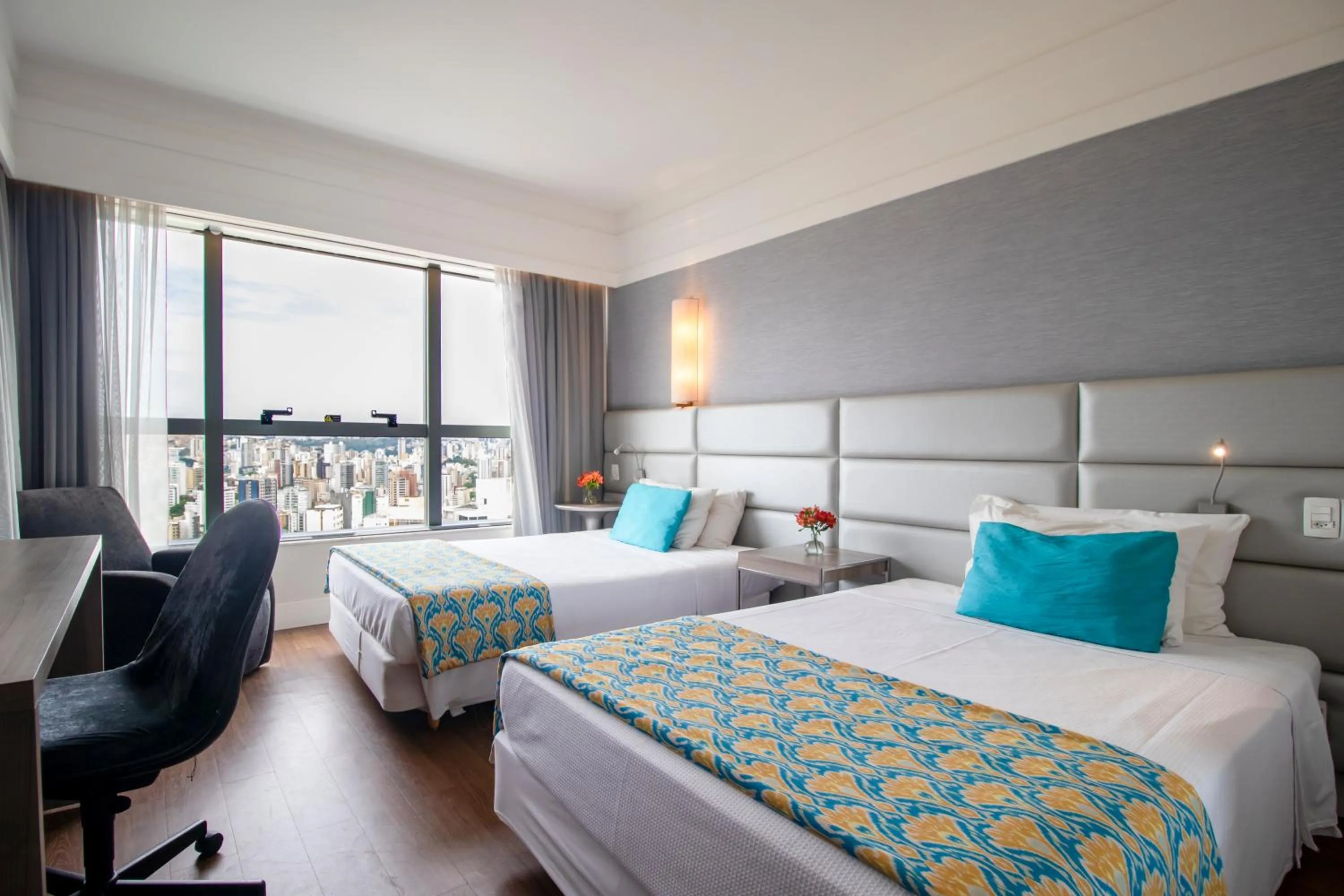 View (from property/room), Bed in Bourbon Hotel Savassi - Belo Horizonte