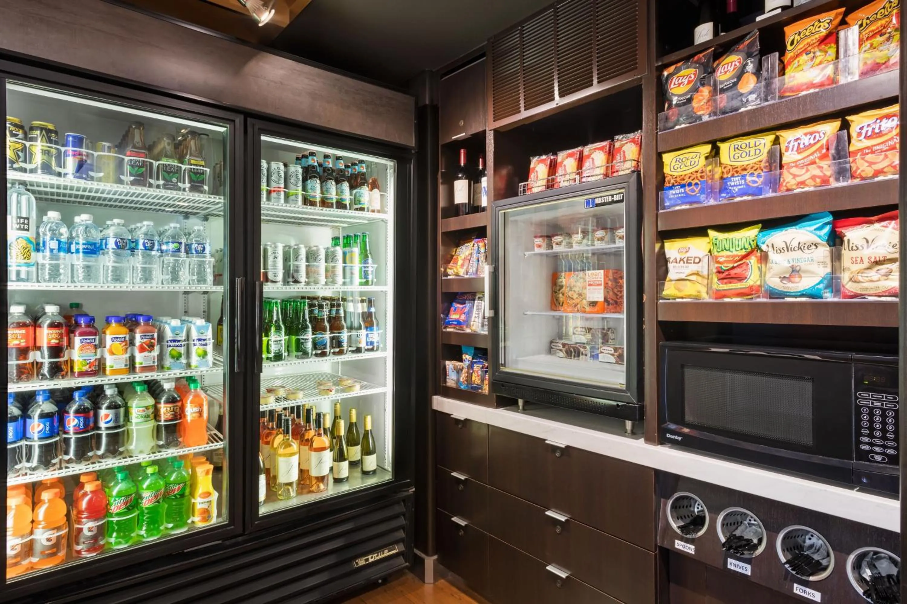 Lobby or reception in Courtyard by Marriott San Diego Del Mar/Solana Beach