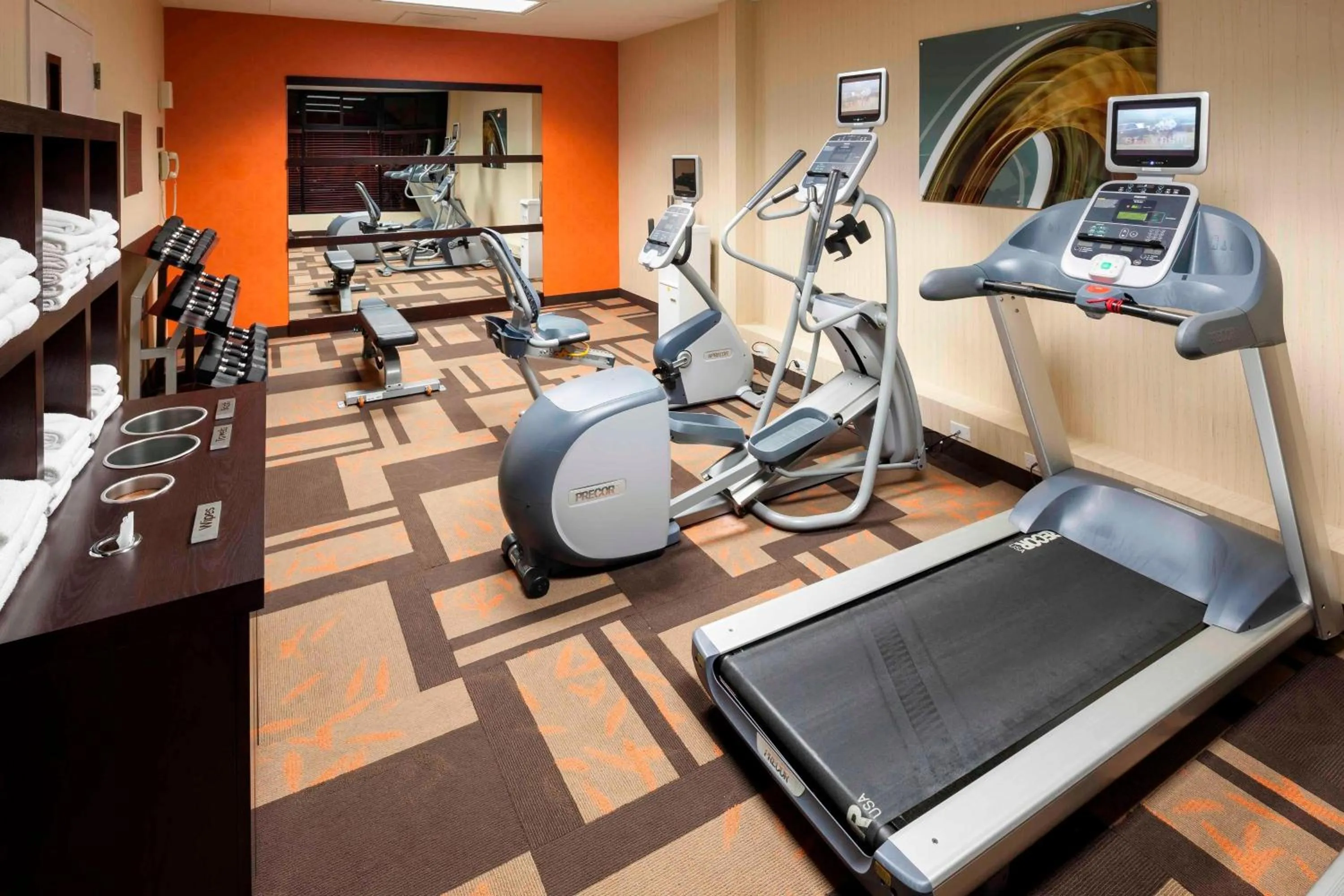 Fitness centre/facilities in Courtyard by Marriott San Diego Rancho Bernardo