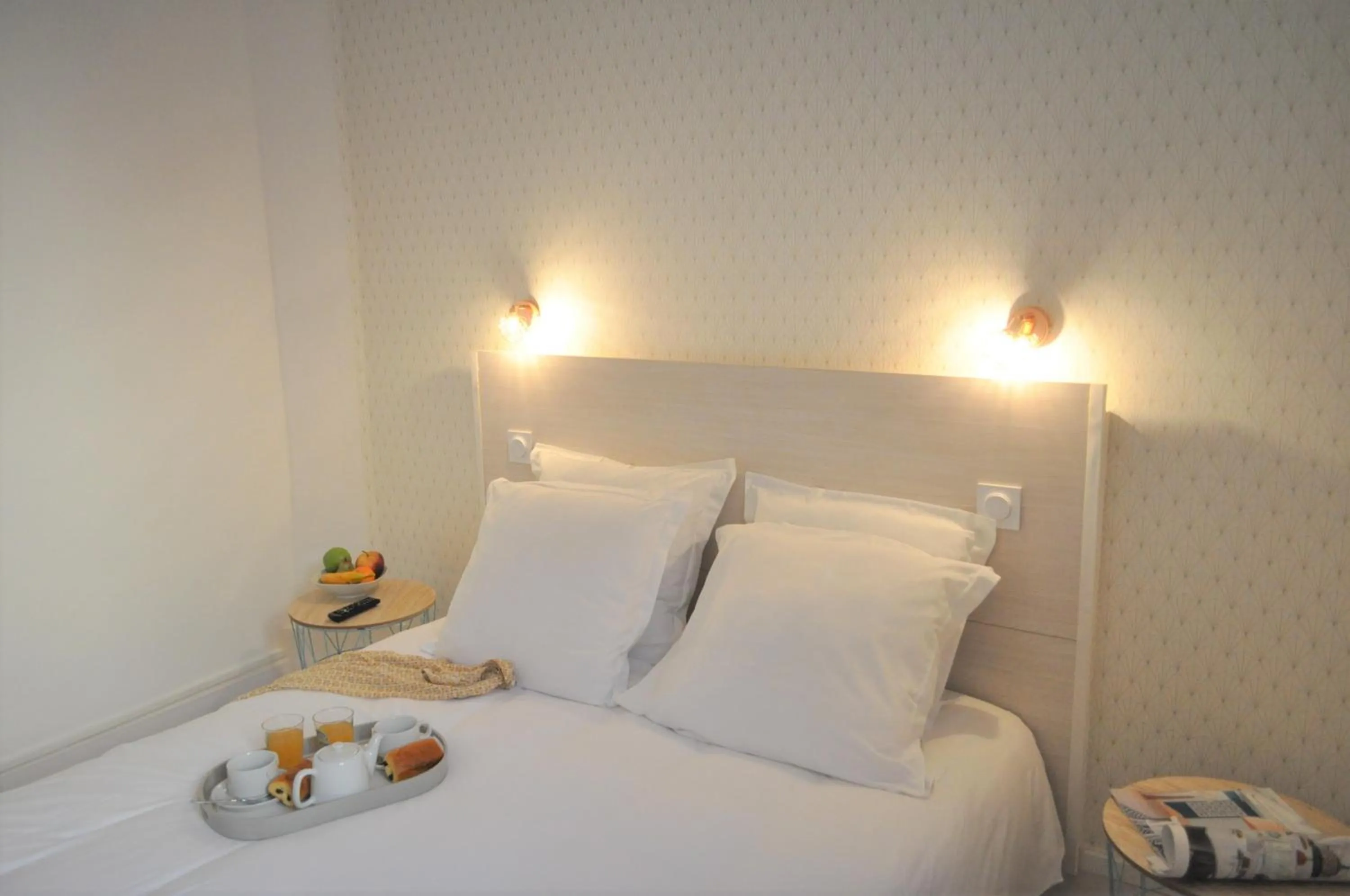 Bed in Hôtel de la Mer