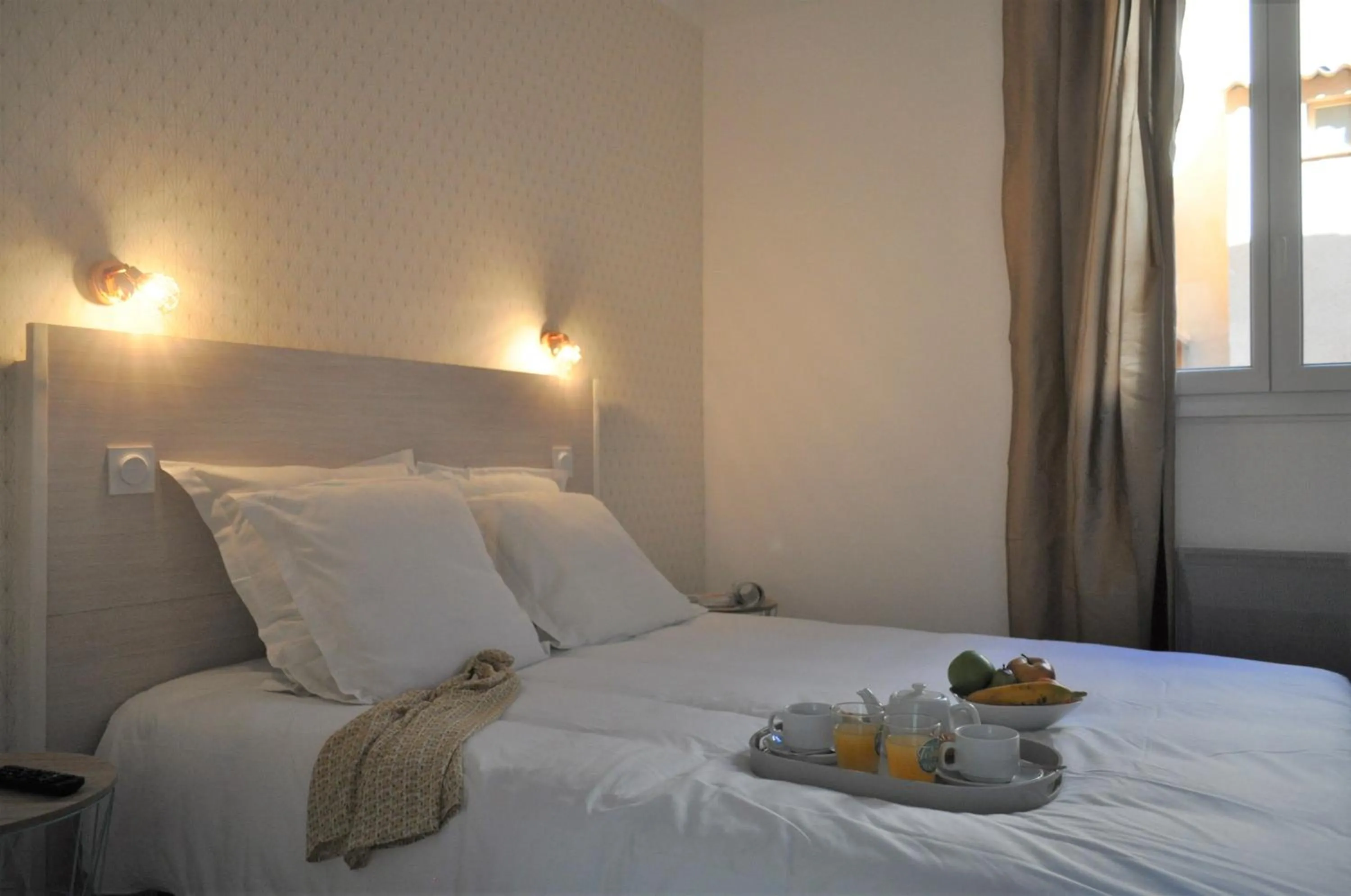 Bed in Hôtel de la Mer