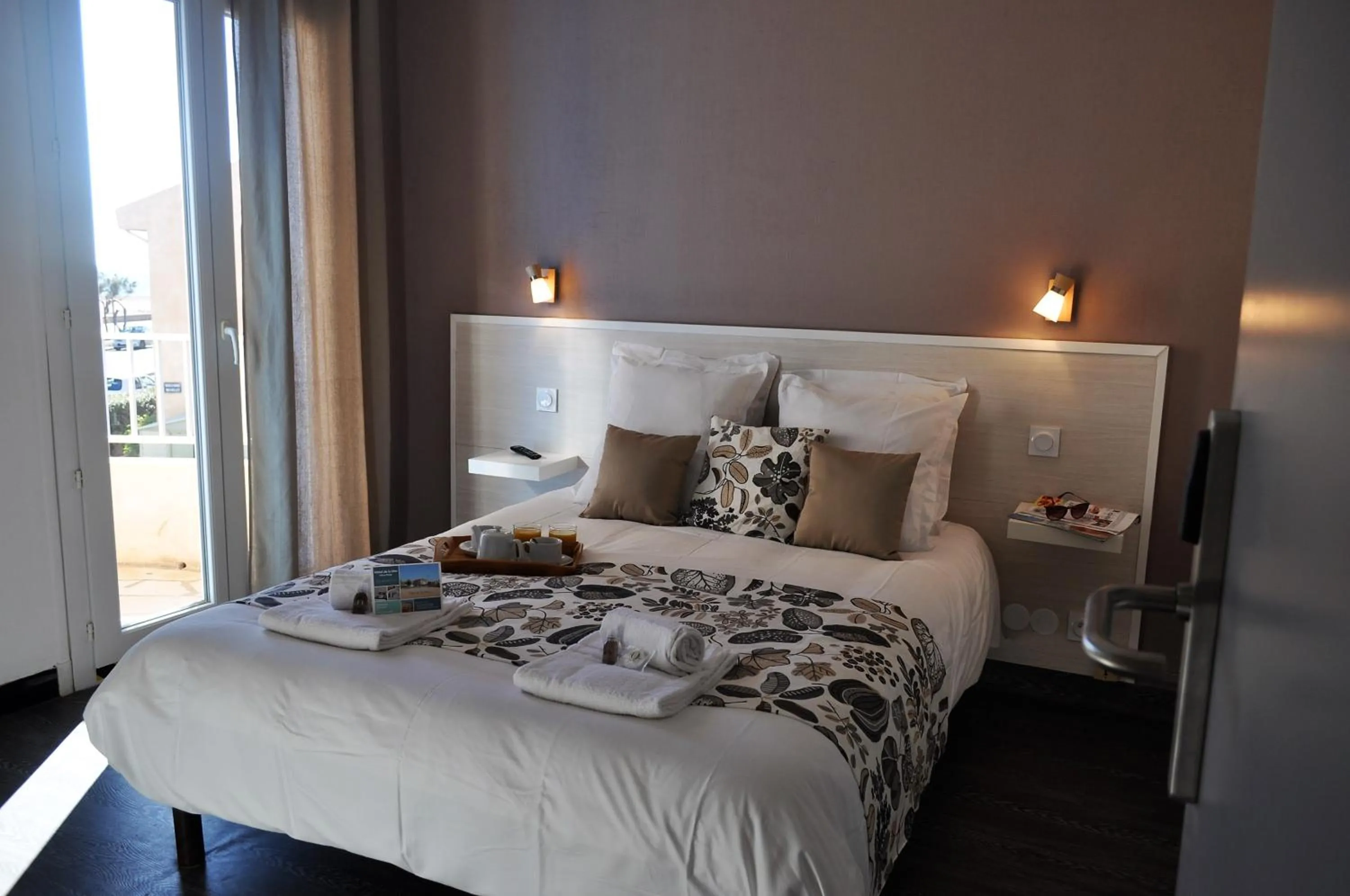 Bed in Hôtel de la Mer
