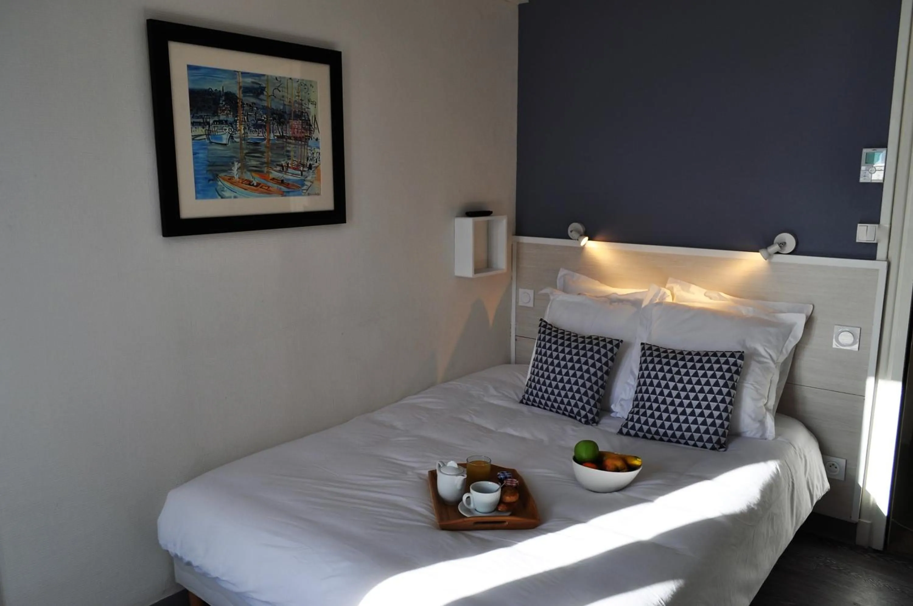 Bed in Hôtel de la Mer