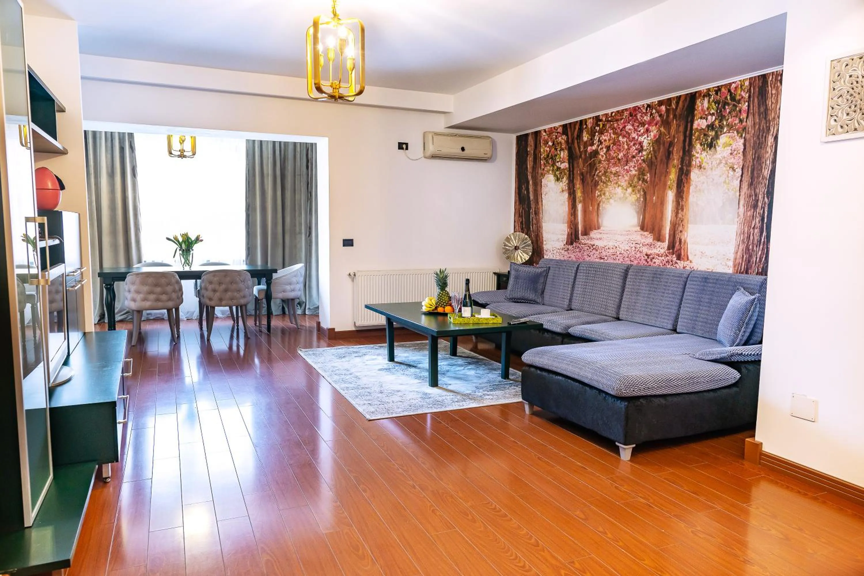 Living room in Phoenicia Suites Baneasa