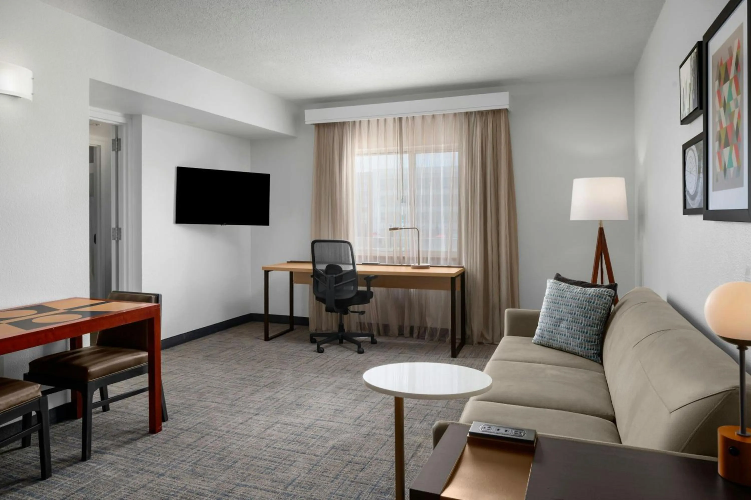 Bedroom in Residence Inn by Marriott San Antonio Six Flags at The RIM