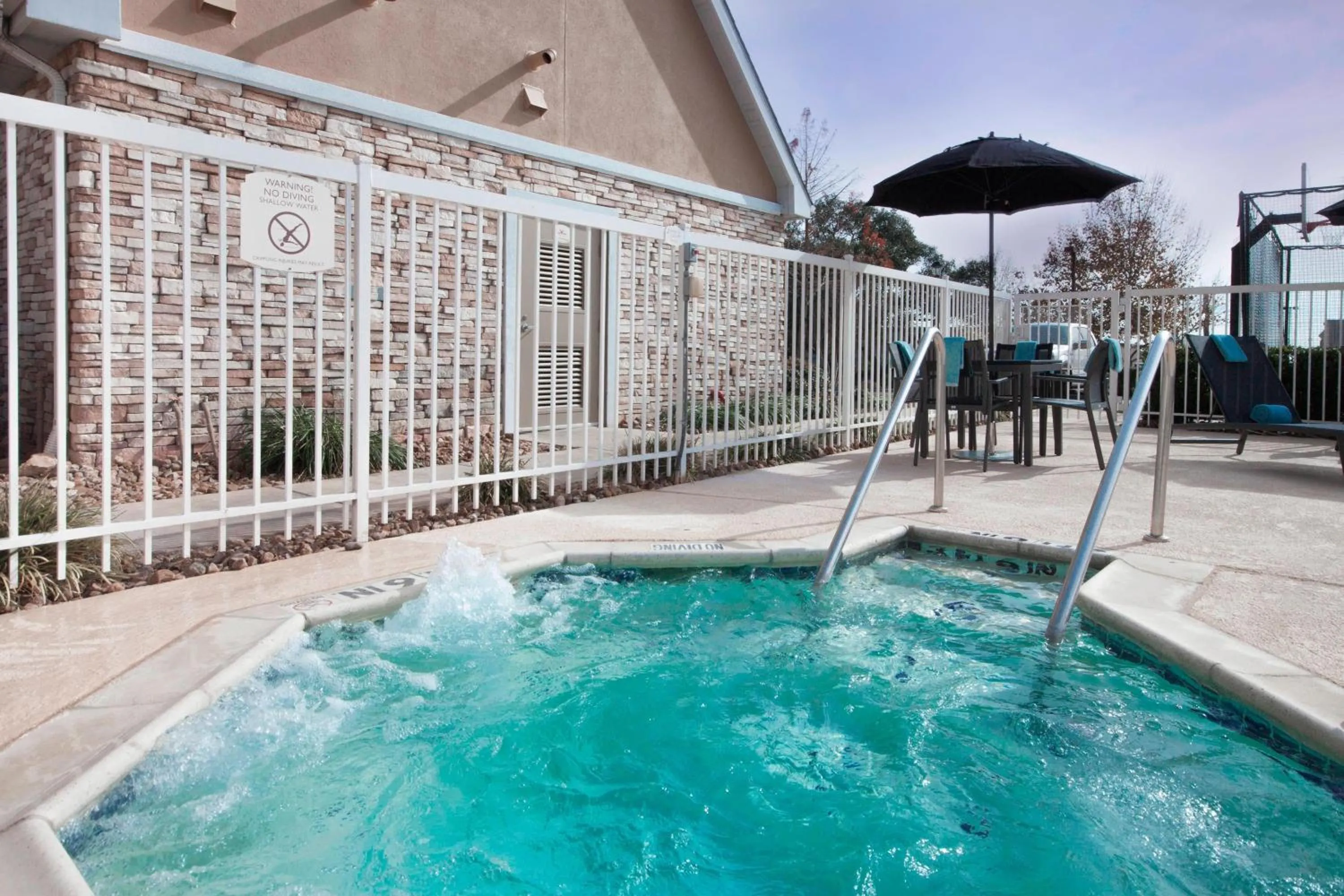 Swimming pool in Residence Inn by Marriott San Antonio North Stone Oak