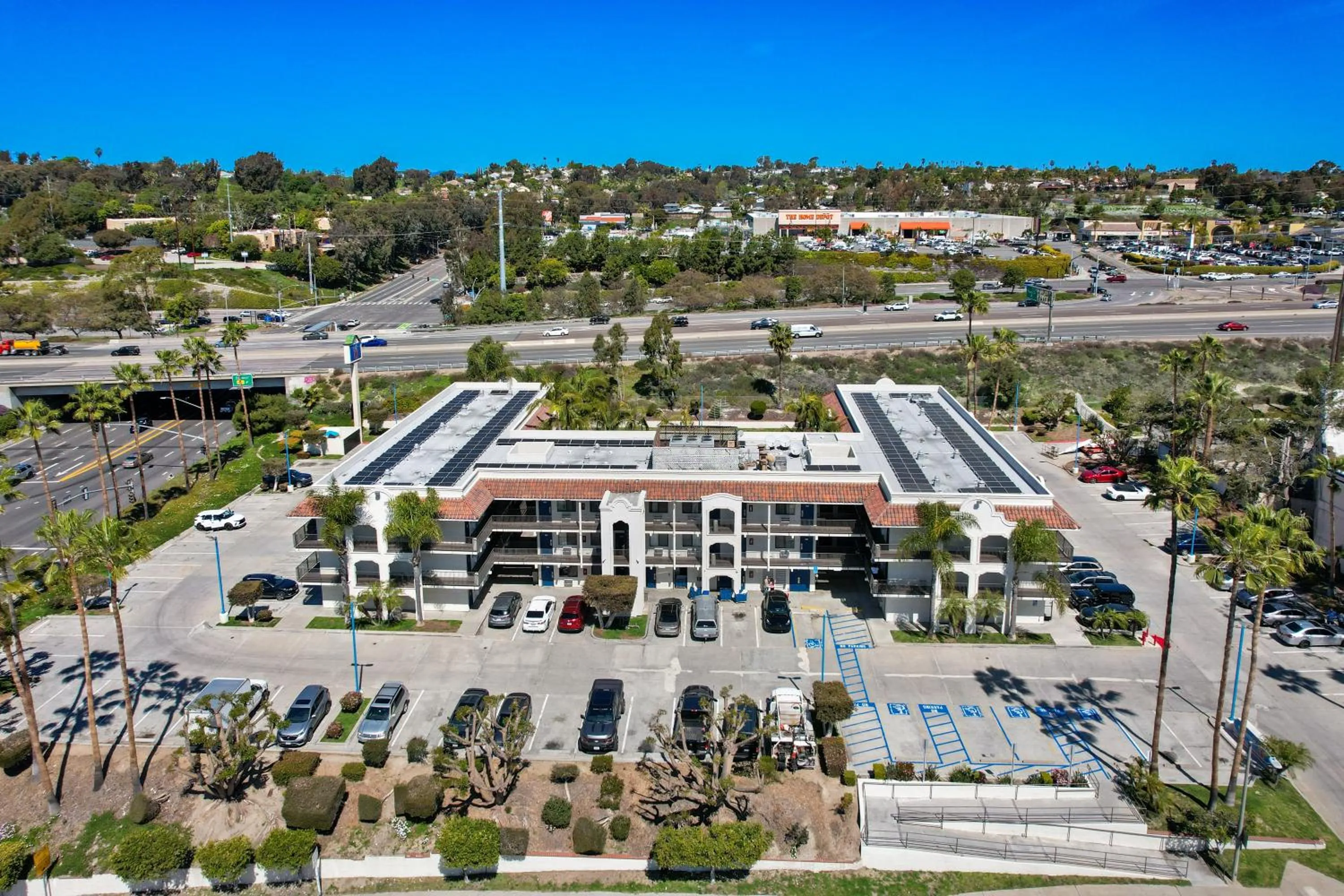 Property building in Motel 6-Oceanside, CA