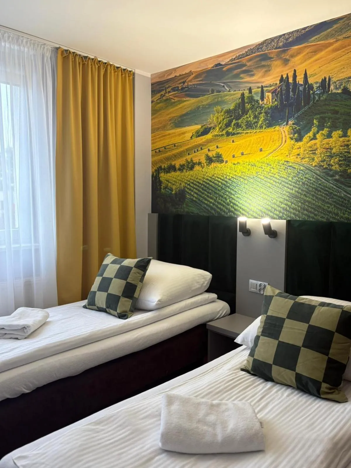 Deluxe Twin Room in Hotel Pomorski