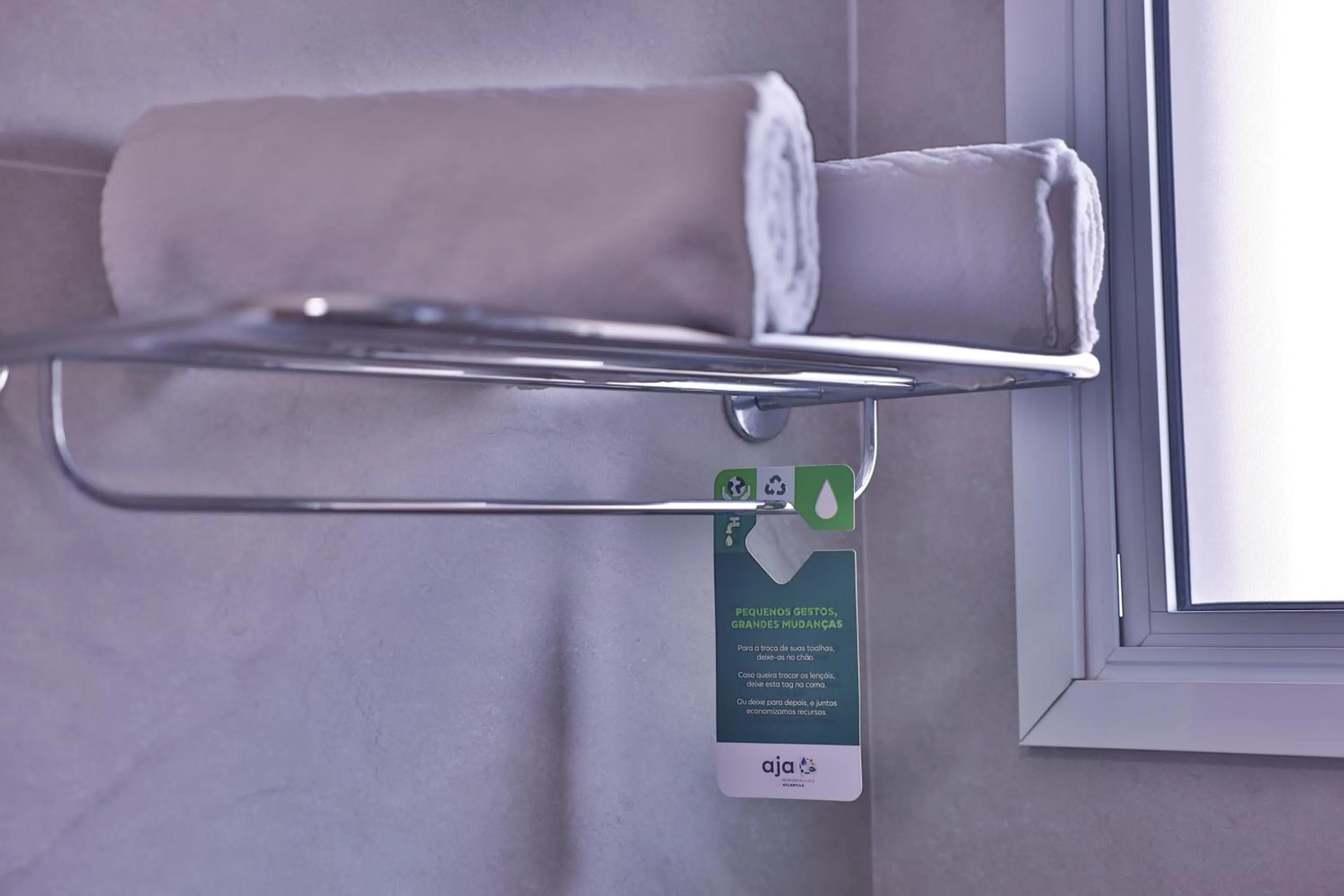 Bathroom in Quality Hotel Jundiaí