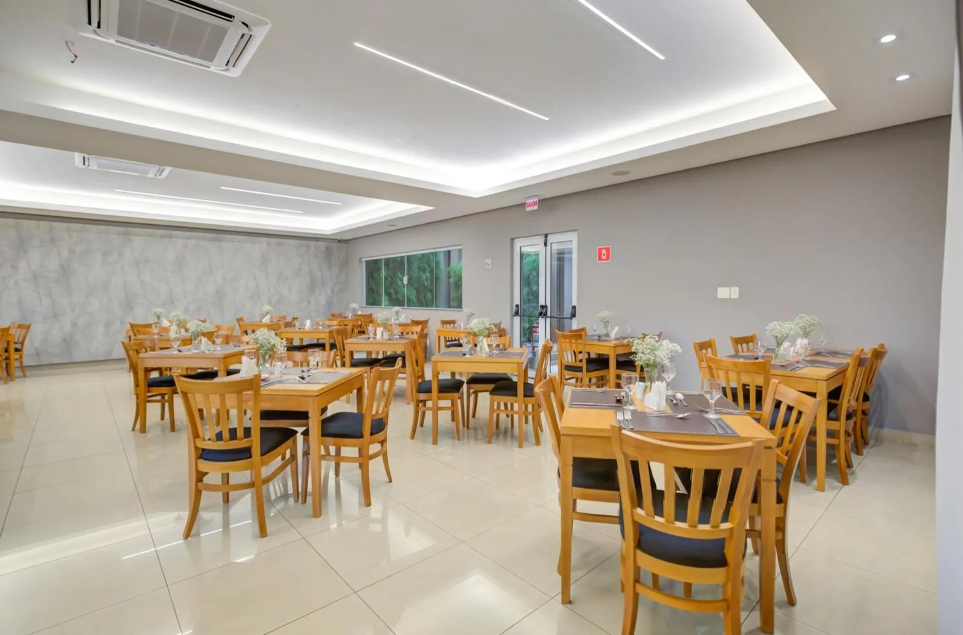Restaurant/places to eat in Quality Hotel Jundiaí