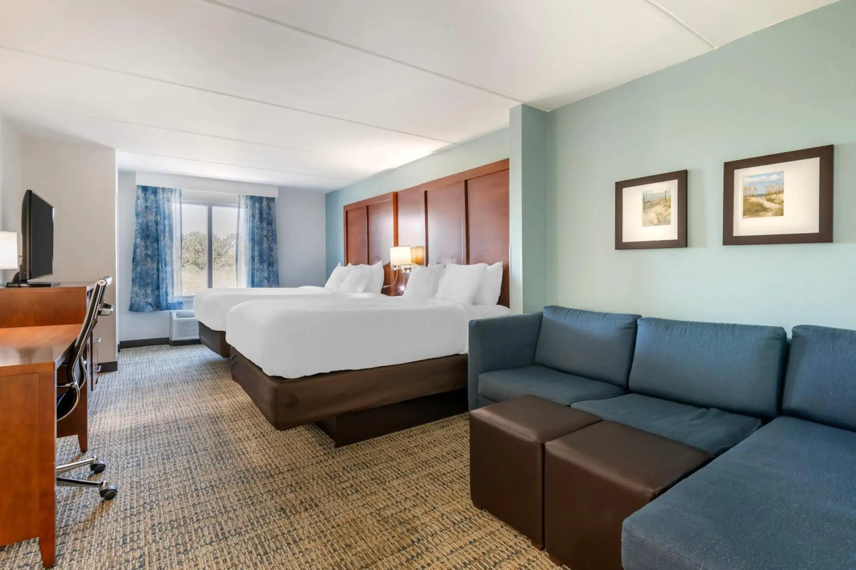 Bedroom, Bed in Surf and Sand Fernandina Beach at Amelia Island, an Ascend Collection Hotel Bedroom, Bed in Surf and Sand Fernandina Beach at Amelia Island, an Ascend Collection Hotel