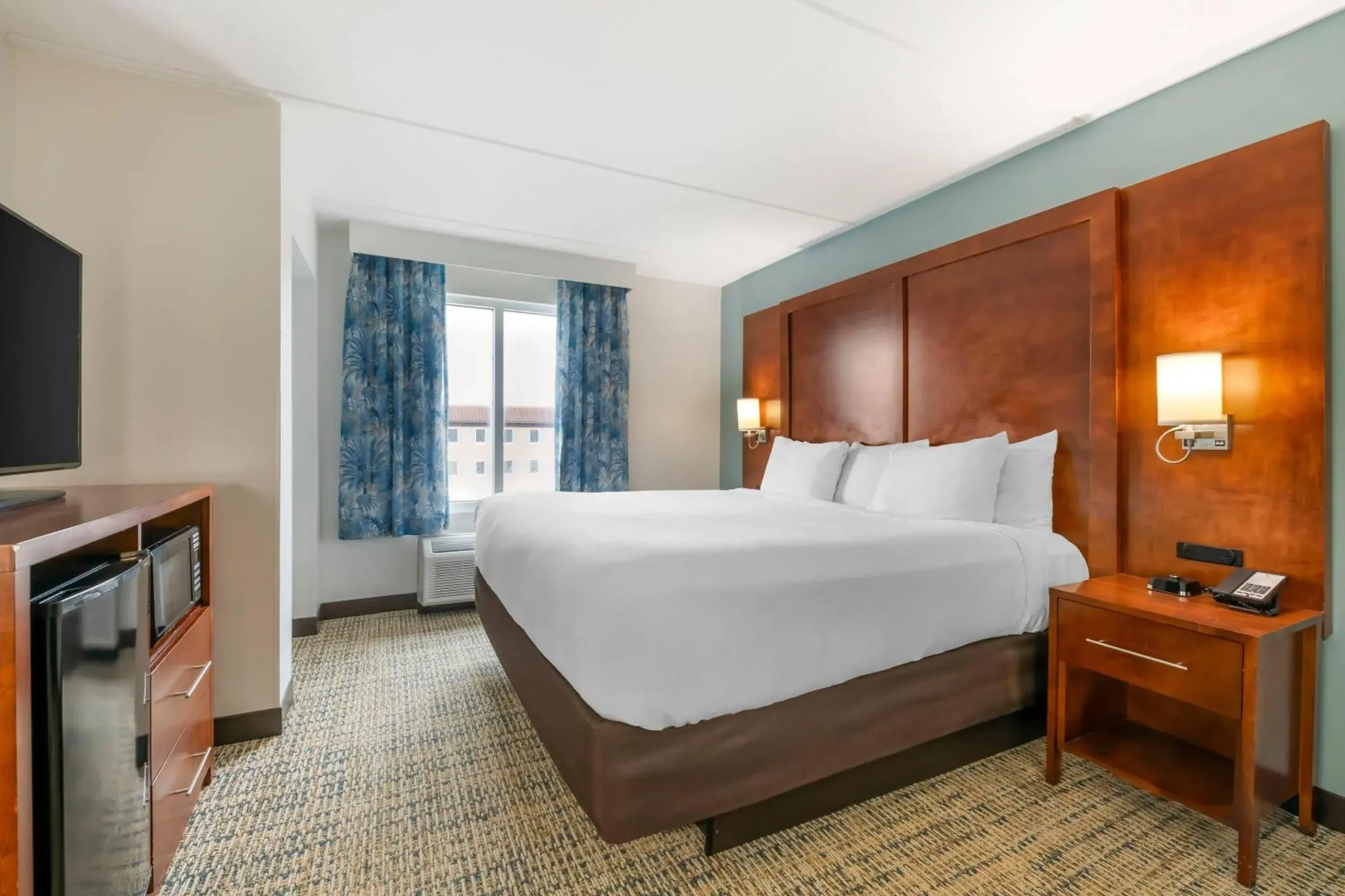 King Suite - Accessible/Non-Smoking in Surf and Sand Fernandina Beach at Amelia Island, an Ascend Collection Hotel King Suite - Accessible/Non-Smoking in Surf and Sand Fernandina Beach at Amelia Island, an Ascend Collection Hotel