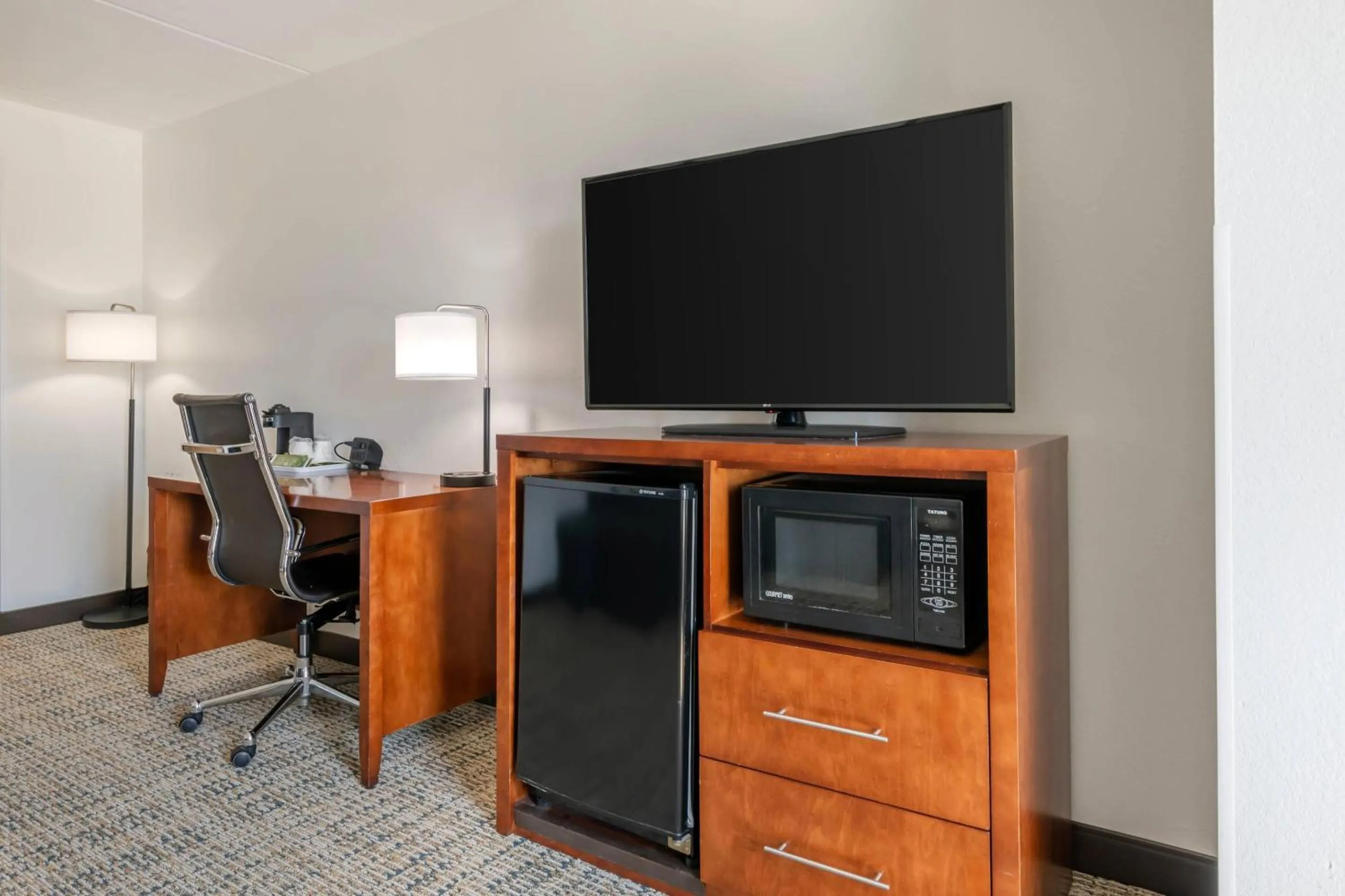 Bedroom in Surf and Sand Fernandina Beach at Amelia Island, an Ascend Collection Hotel