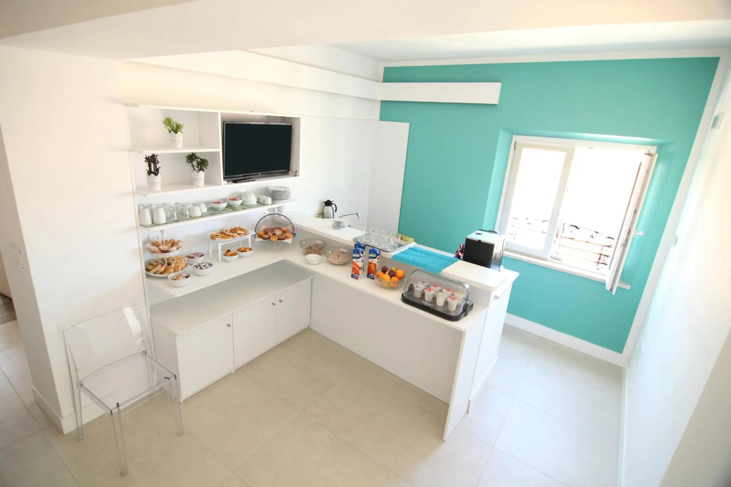 Communal lounge/ TV room in Domus Nova