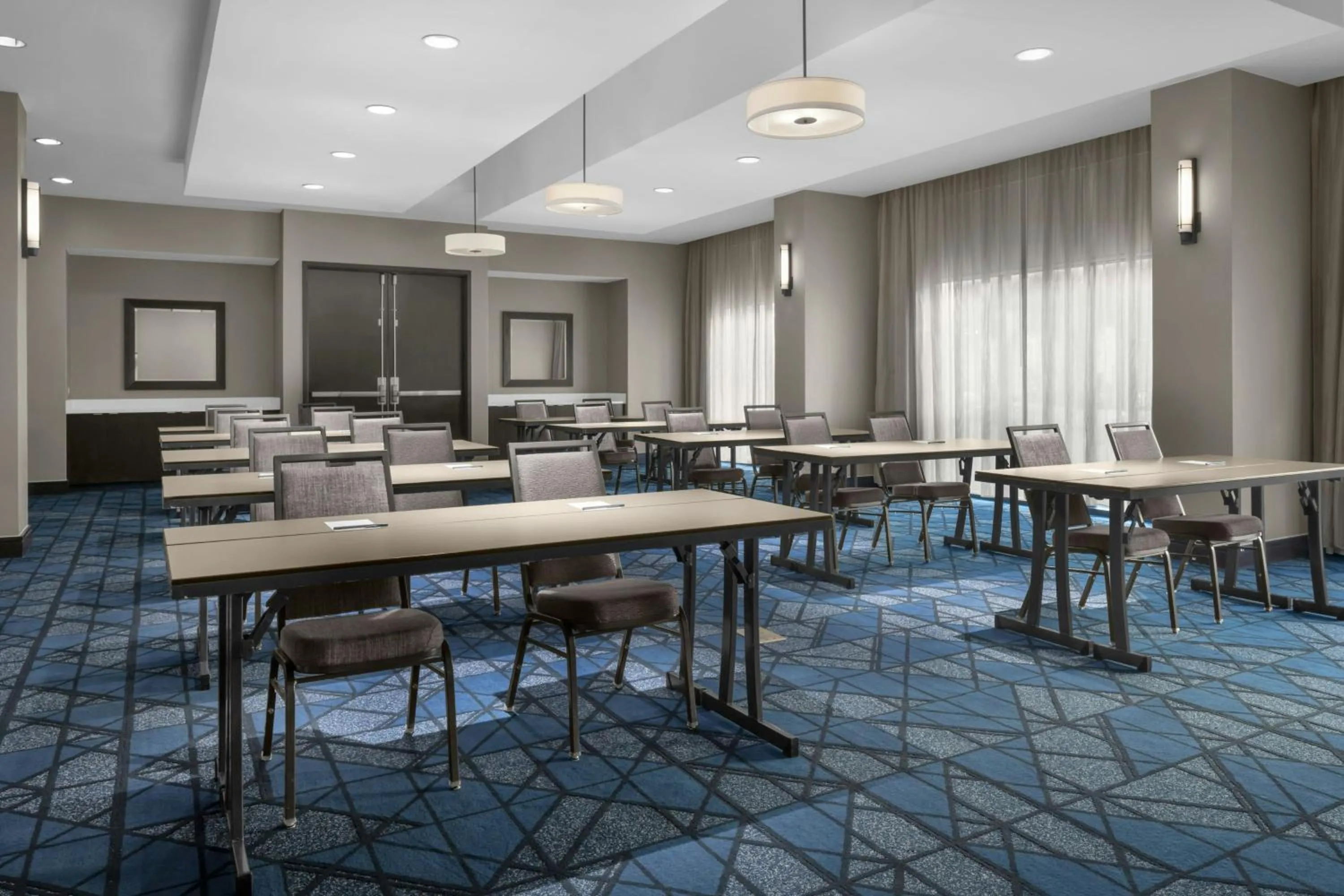 Meeting/conference room in Courtyard by Marriott San Antonio Six Flags at The RIM