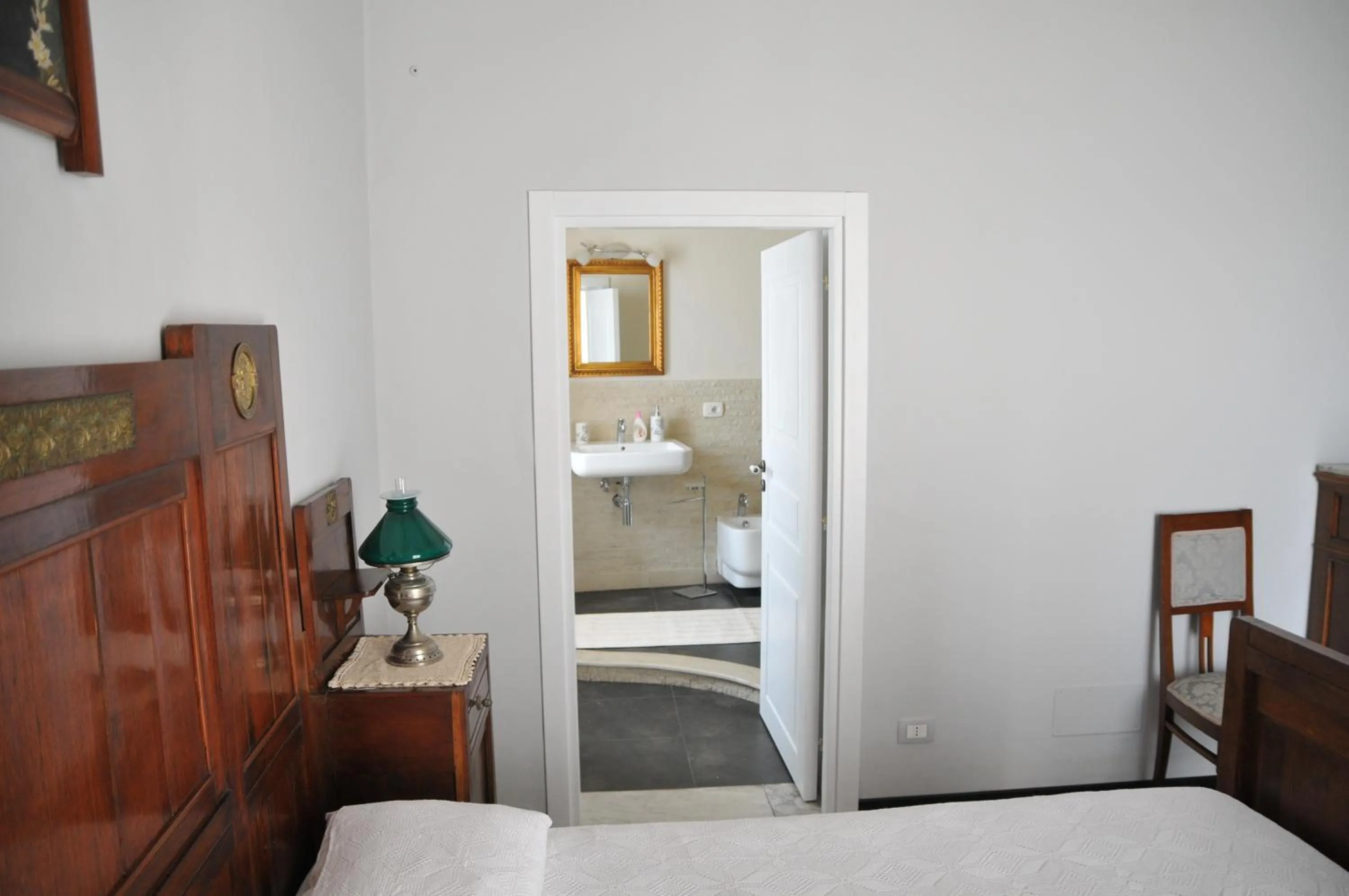 Bathroom, Bed in Casa Sipione Papa