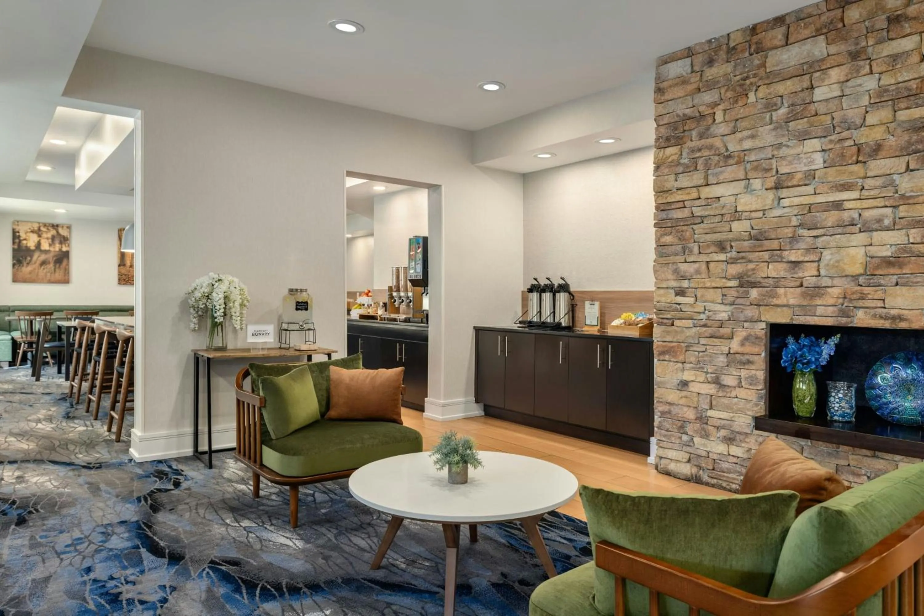 Lobby or reception in Fairfield Inn & Suites Savannah I-95 South