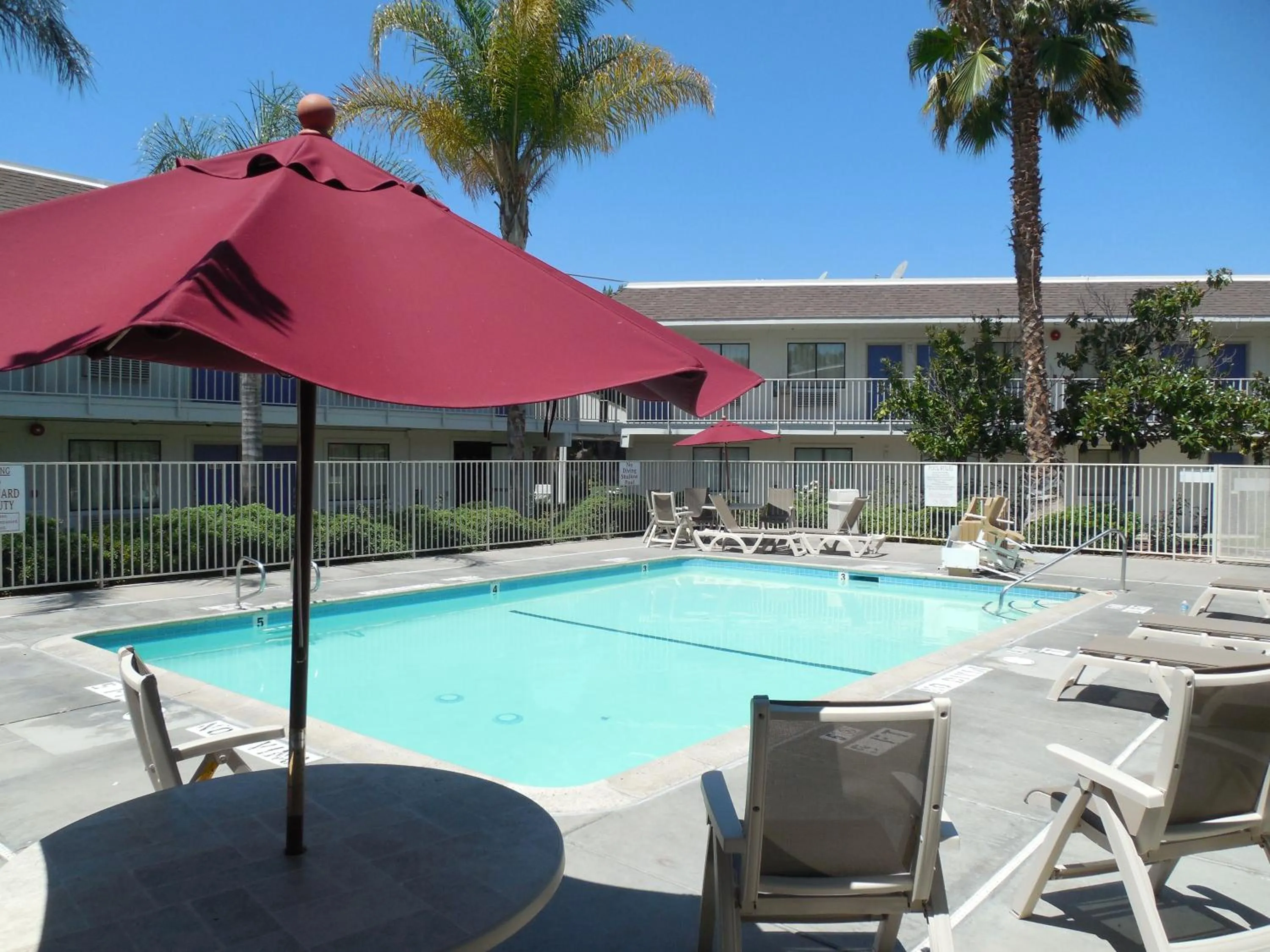 Swimming pool in Motel 6-Temecula, CA - Historic Old Town