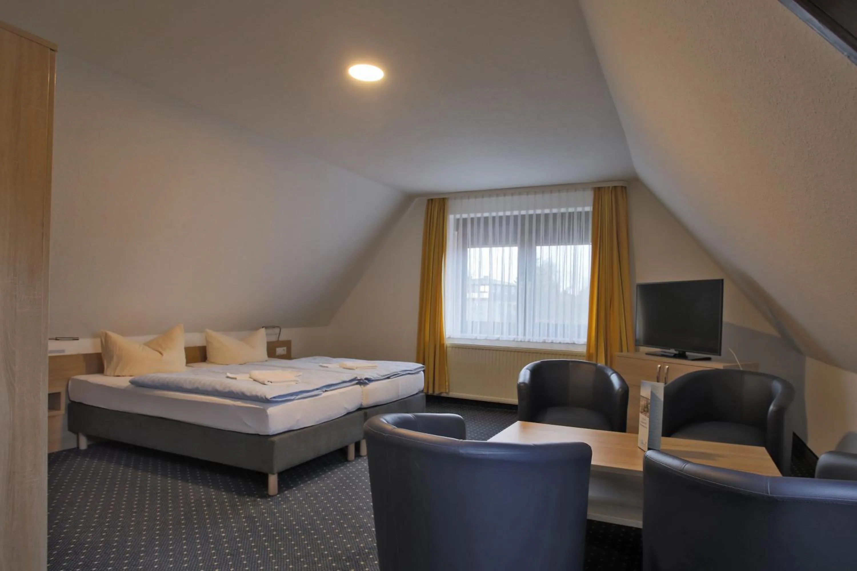 Bed in Hotel & Restaurant Am Wasser