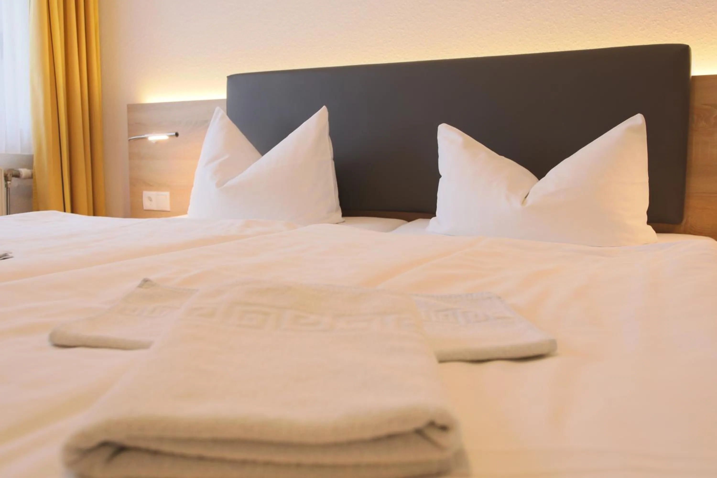 Bed in Hotel & Restaurant Am Wasser