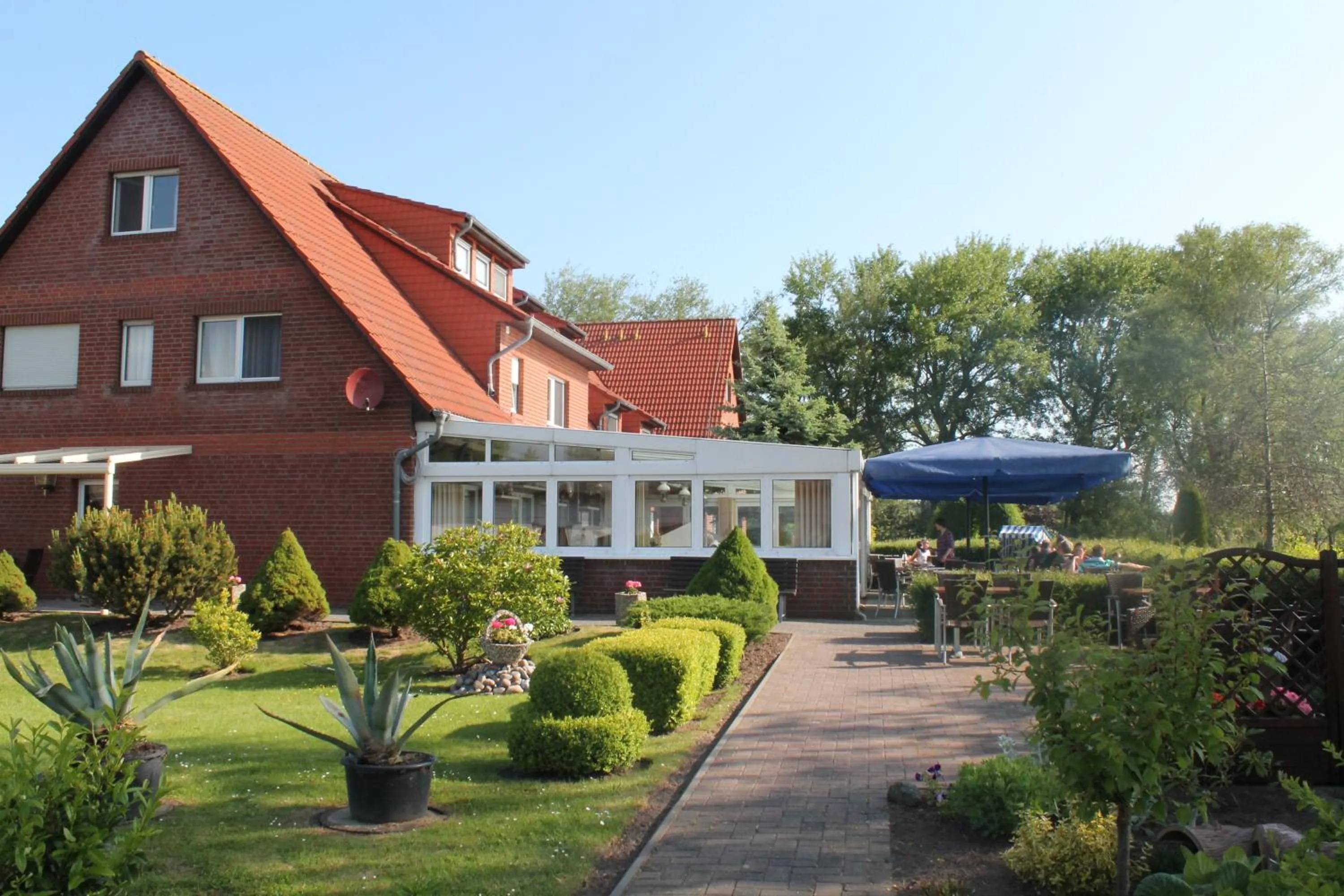 Property building in Hotel & Restaurant Am Wasser