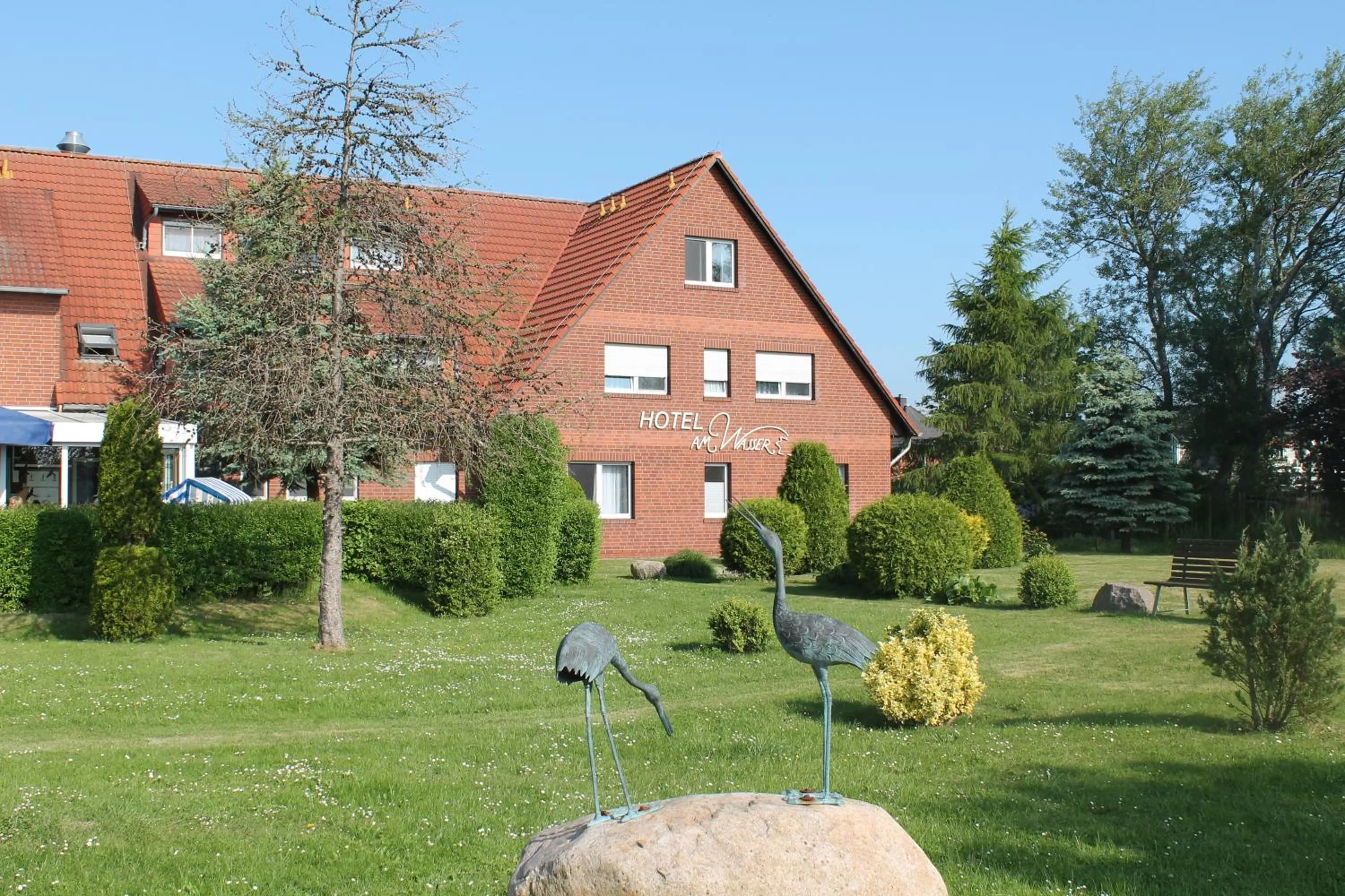 Property building in Hotel & Restaurant Am Wasser
