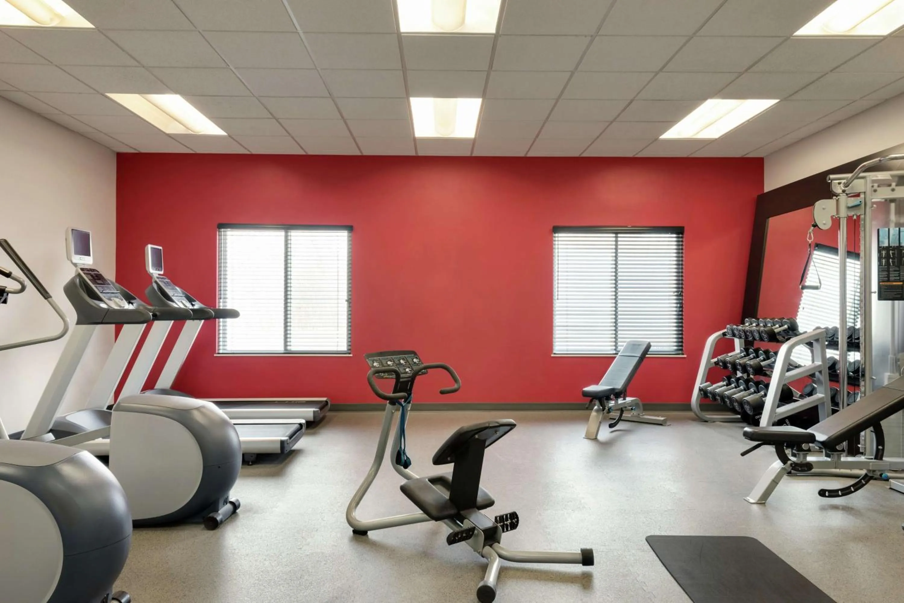 Fitness centre/facilities in Hilton Garden Inn Dubuque Downtown