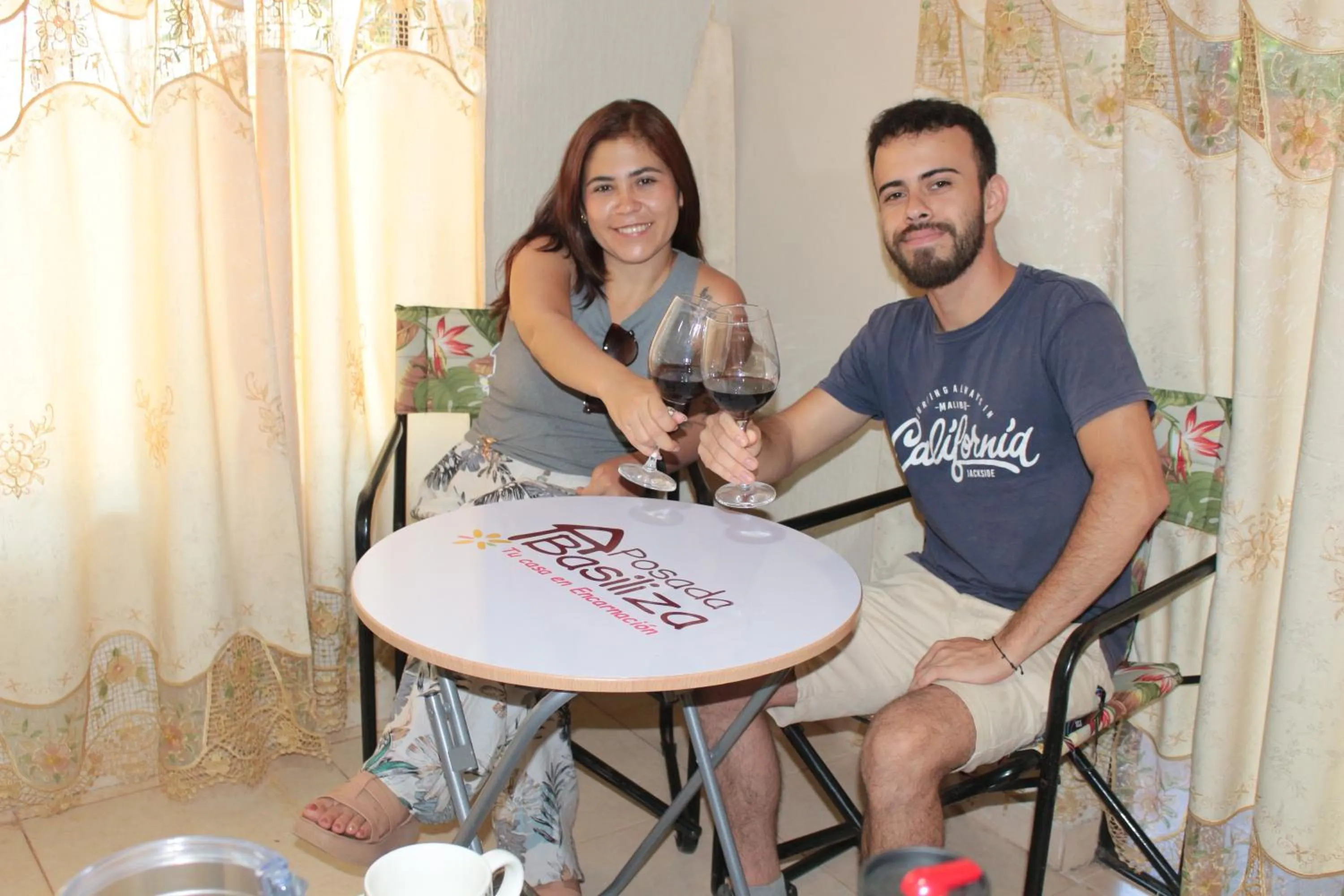 Posada Basiliza, Encarnación PY