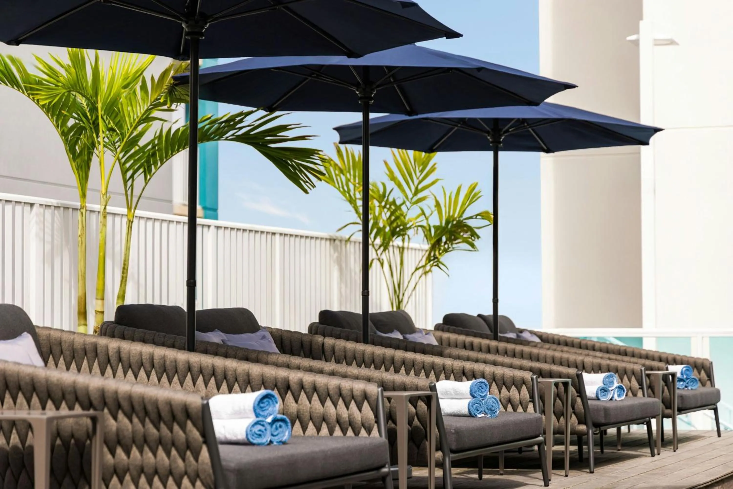 Lounge or bar in Courtyard by Marriott Ocean City Oceanfront