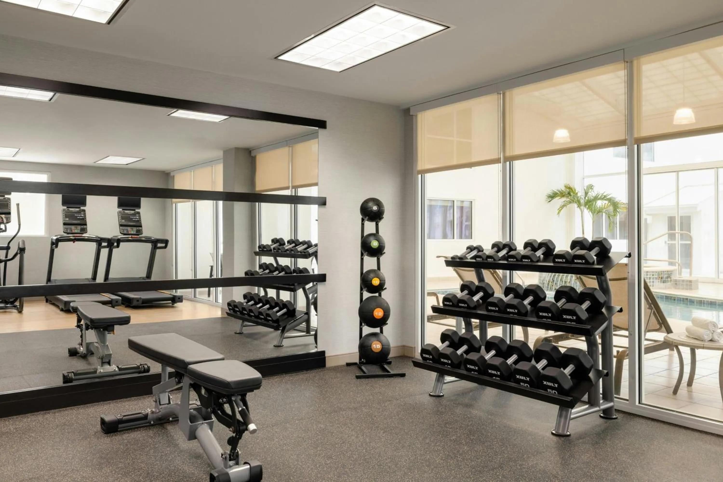 Fitness centre/facilities in Courtyard by Marriott Ocean City Oceanfront