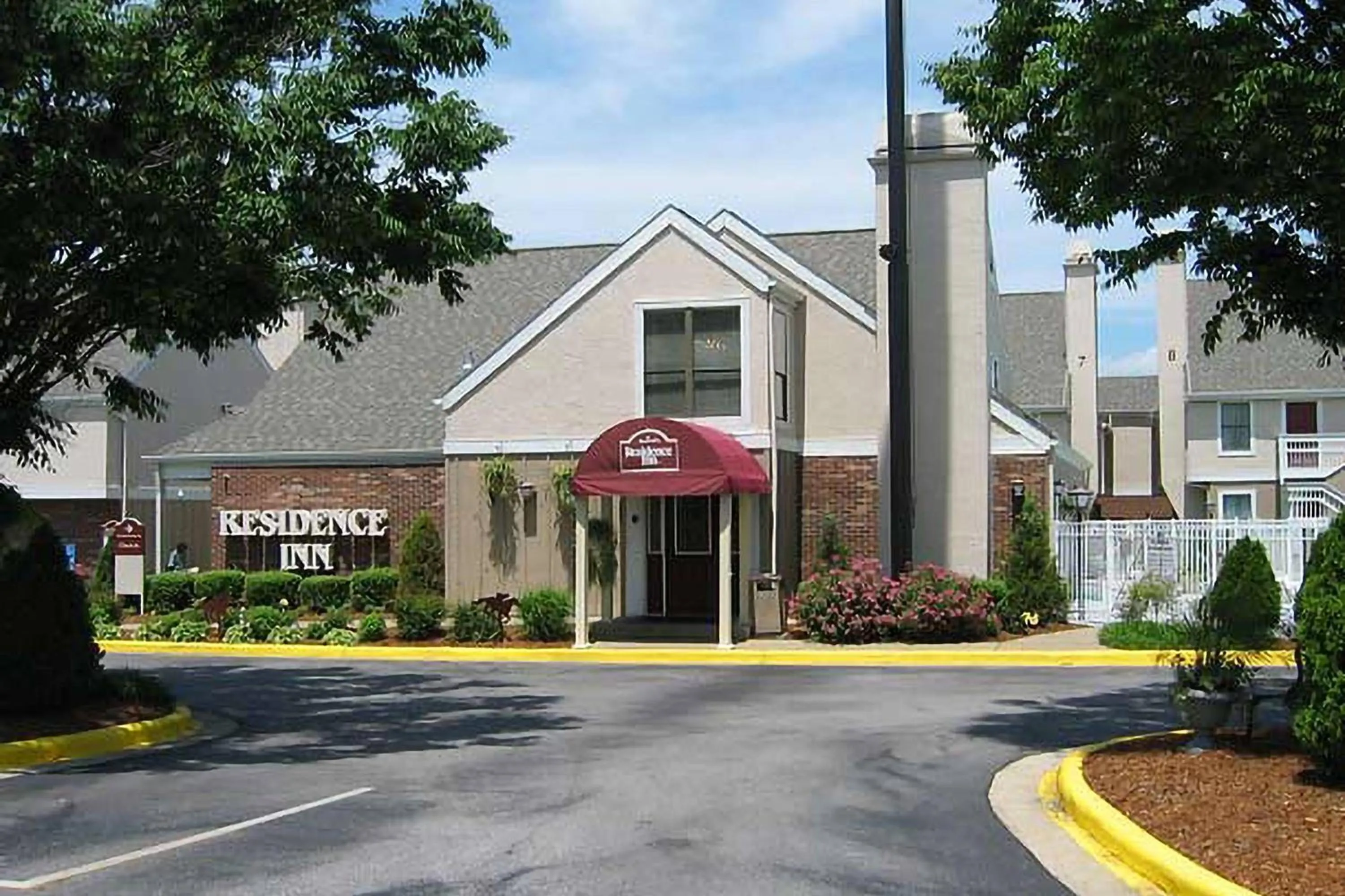 Property building in Residence Inn Louisville East