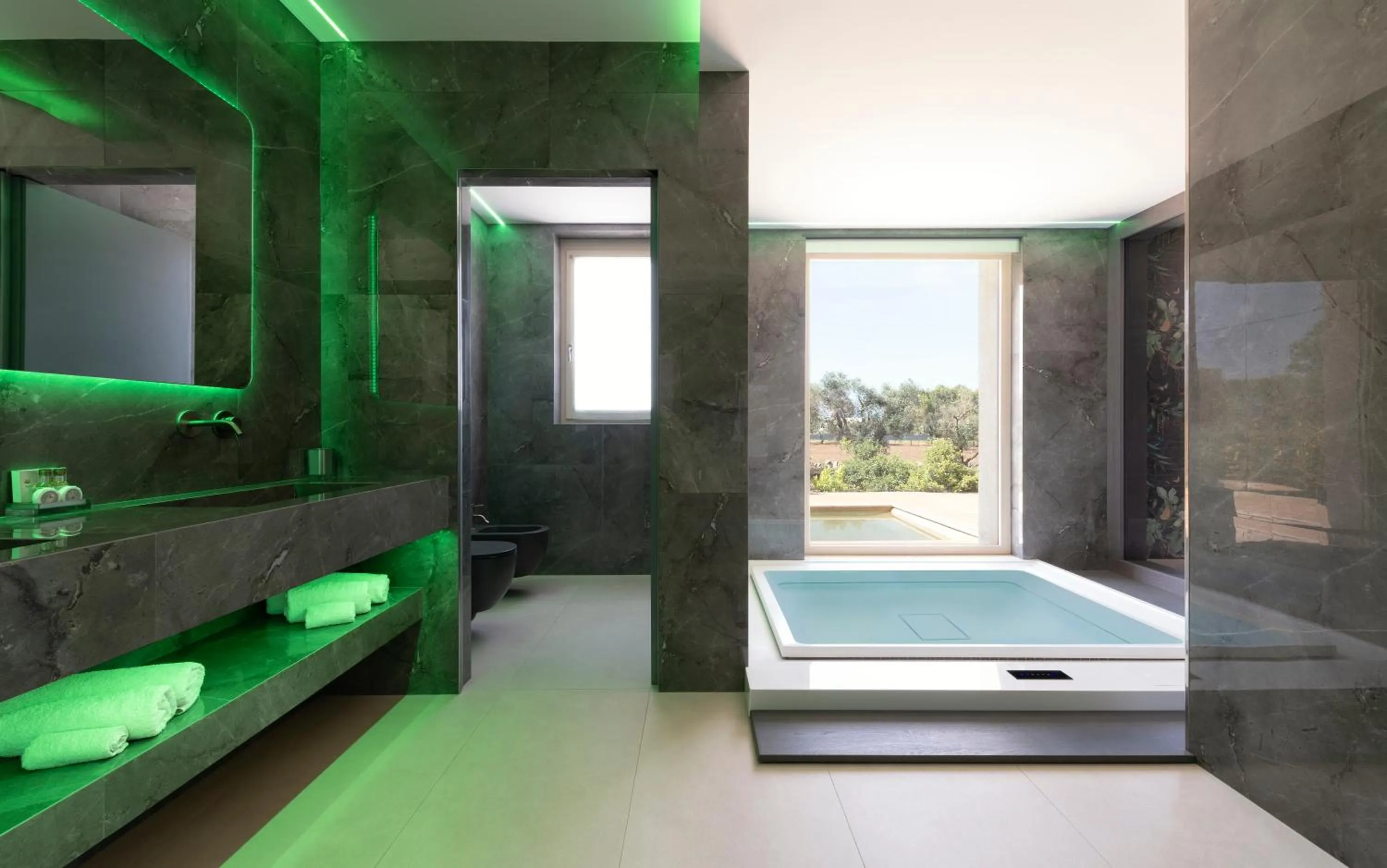 Hot Tub in Masseria Elysium