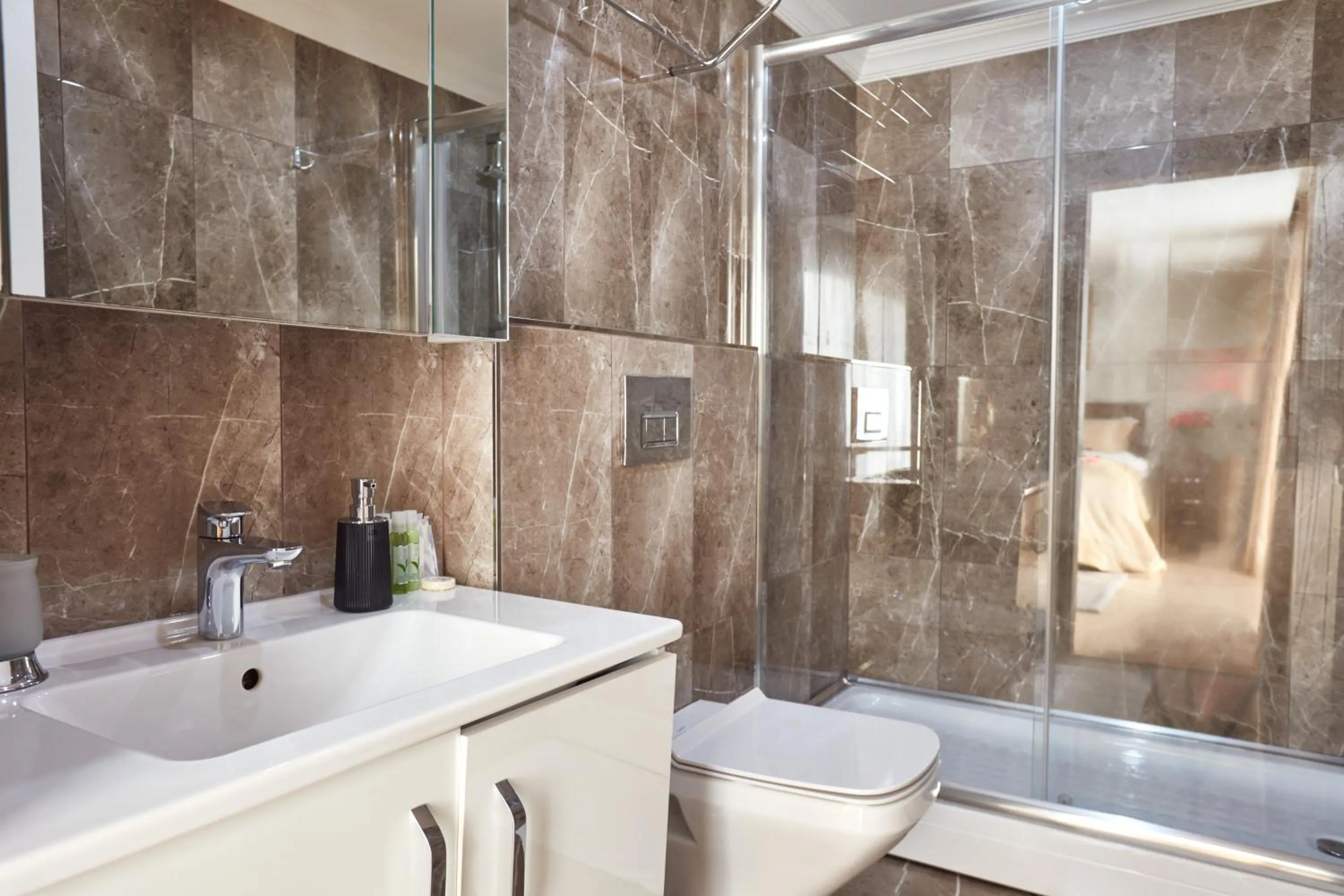 Bathroom in Tarabya Suites